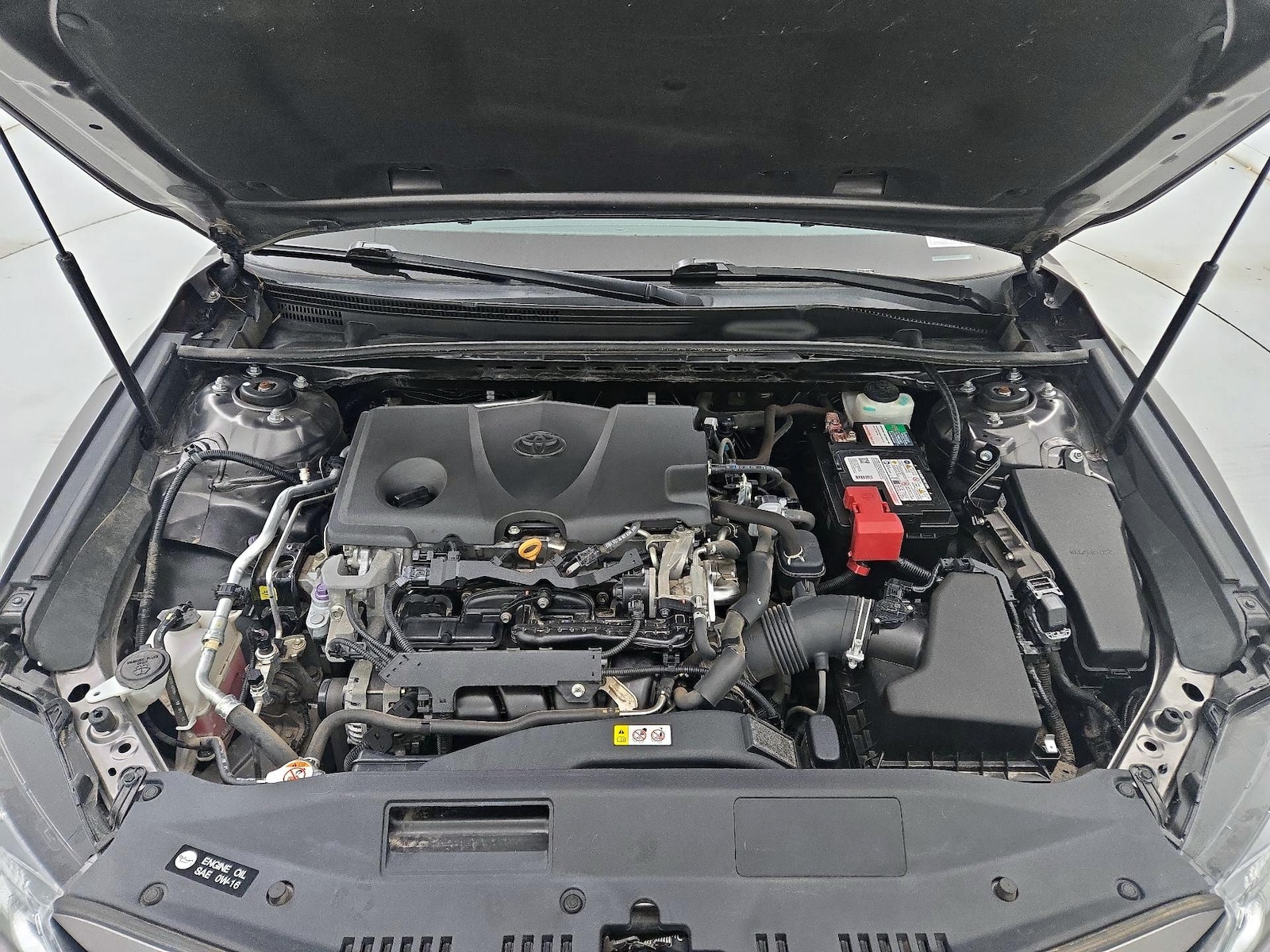 2019 Toyota Camry LE - Photo 22