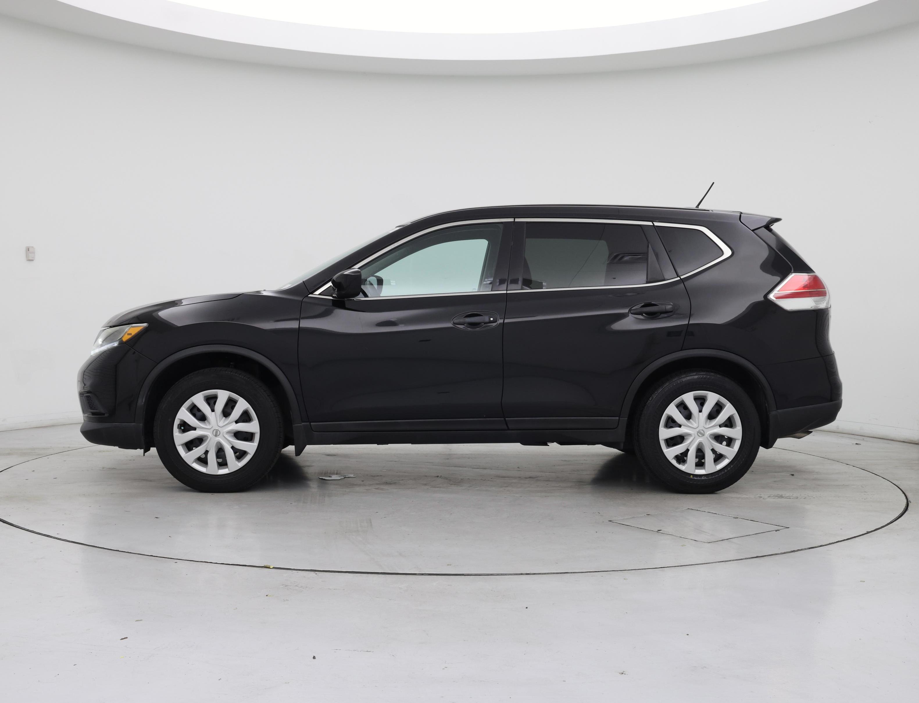 Thumbnail: 2016 Nissan Rogue - 3