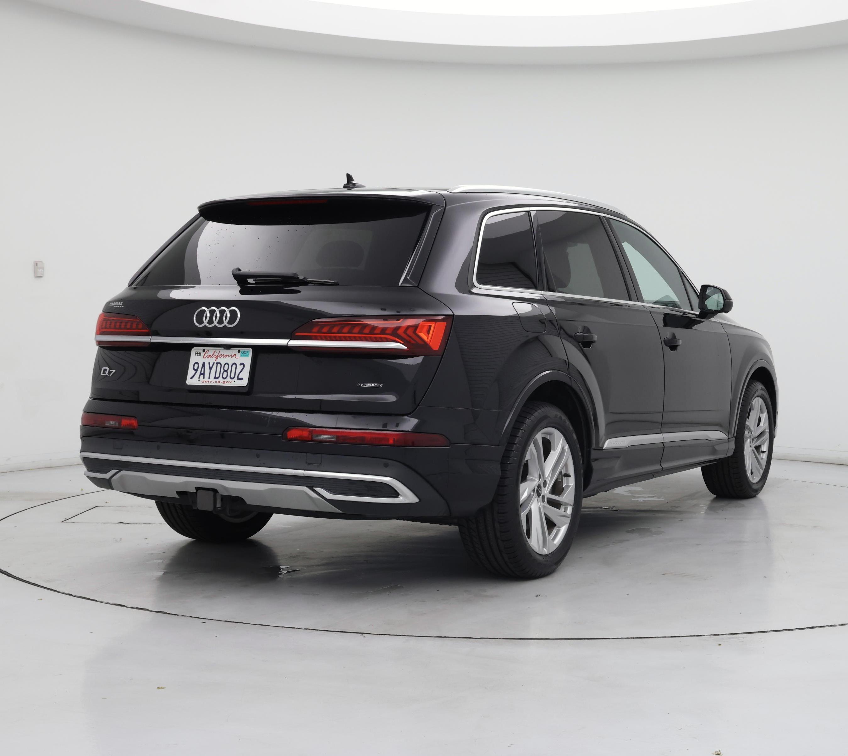 Thumbnail: 2021 Audi Q7 - 8