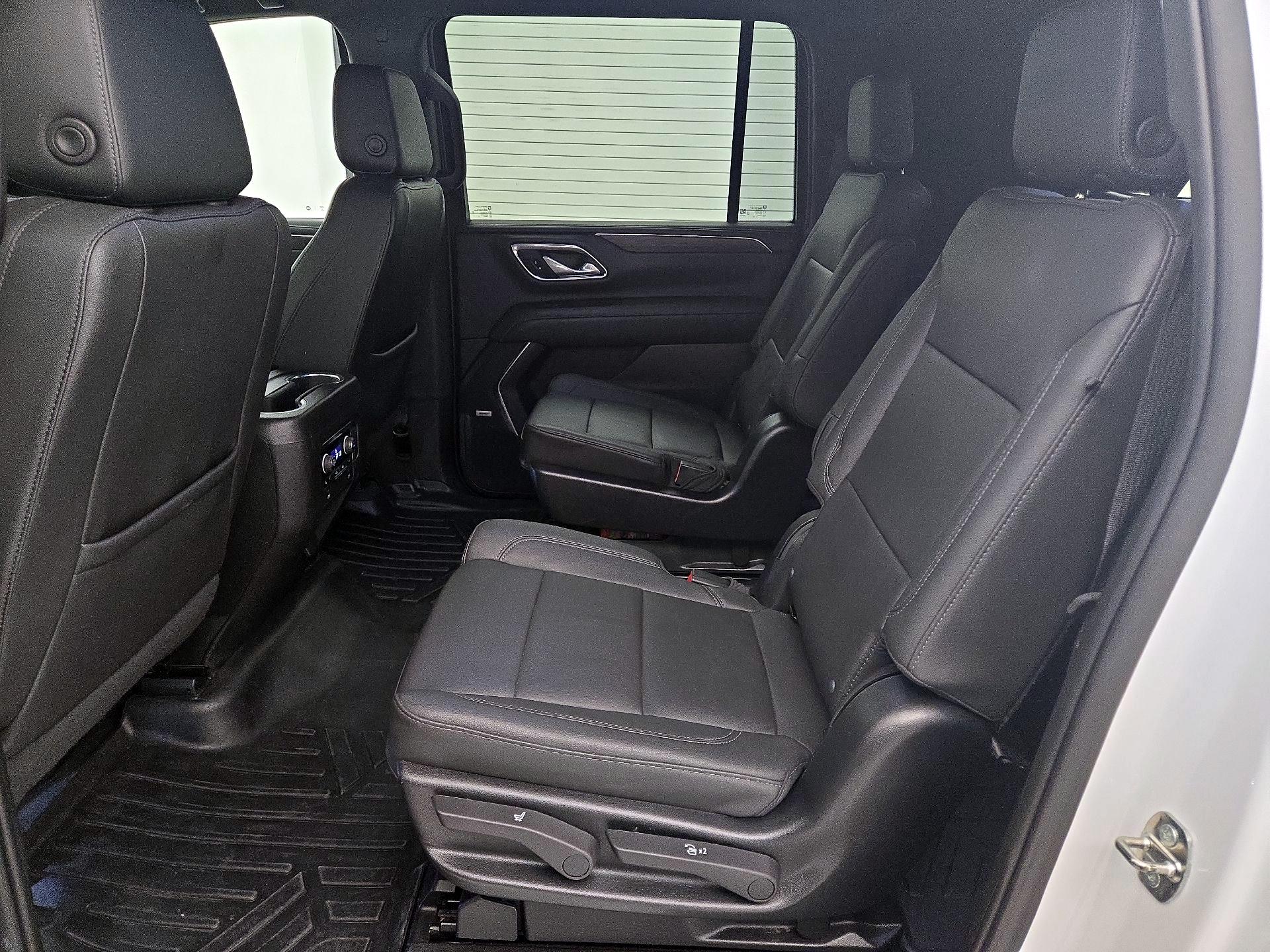 Thumbnail: 2022 Chevrolet Suburban - 19