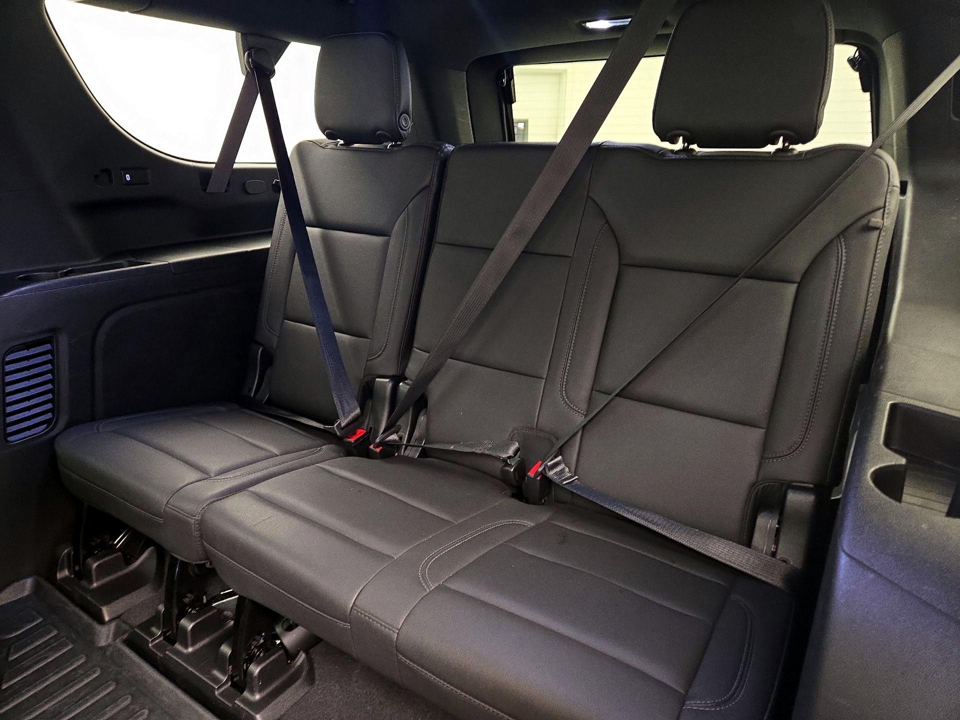 Thumbnail: 2022 Chevrolet Suburban - 20