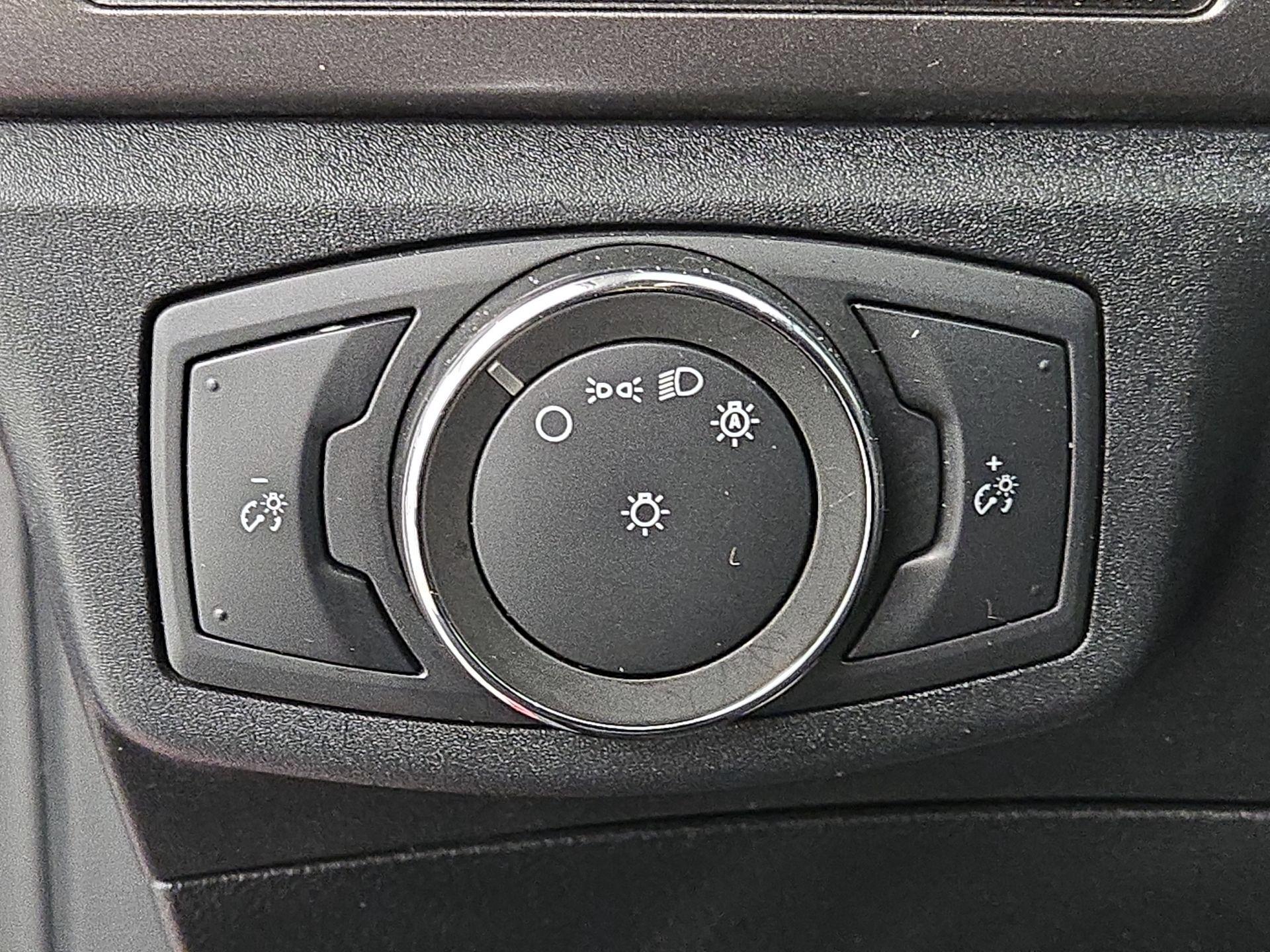 Thumbnail: 2020 Ford Fusion - 13