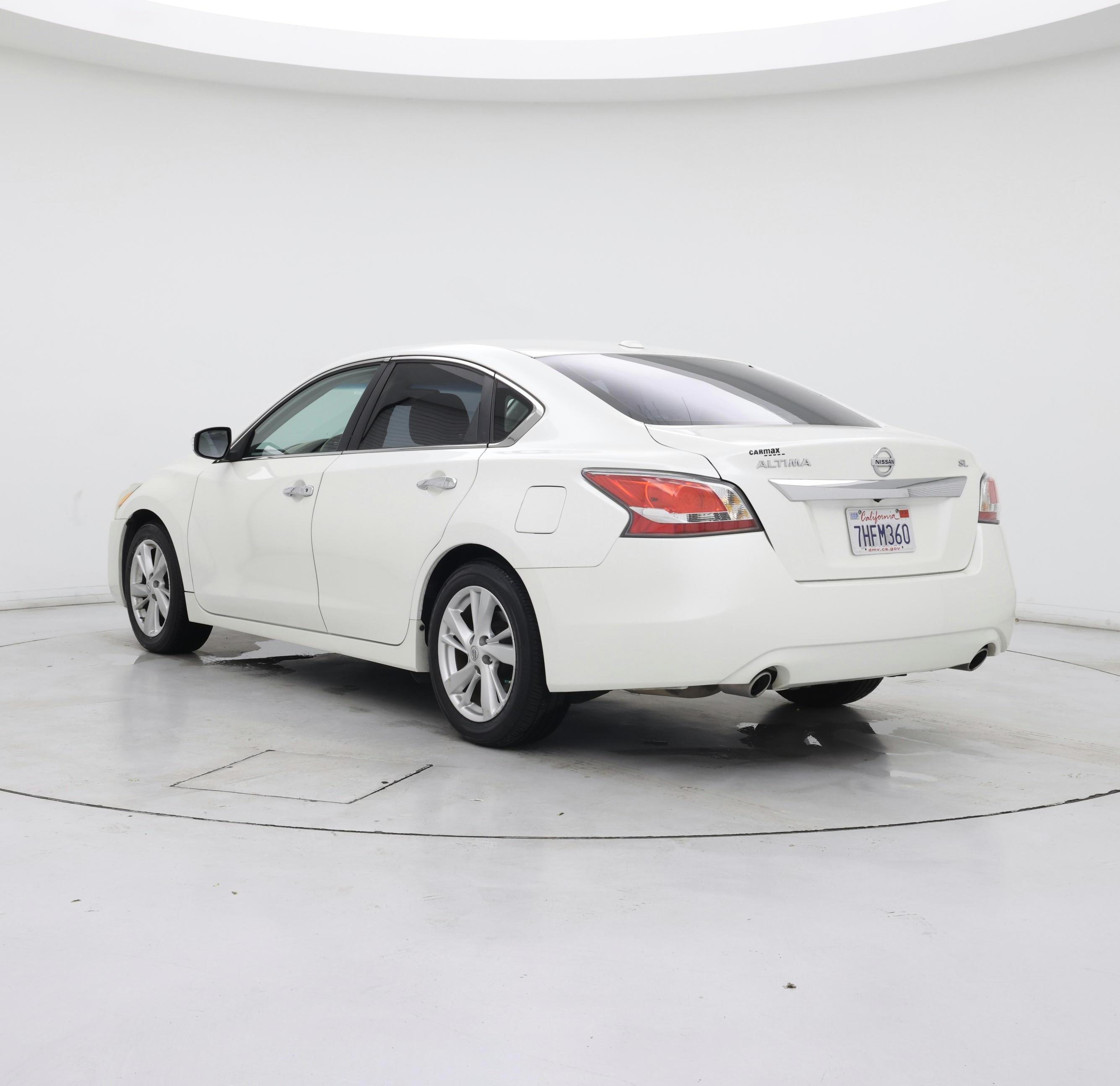 Thumbnail: 2015 Nissan Altima - 2