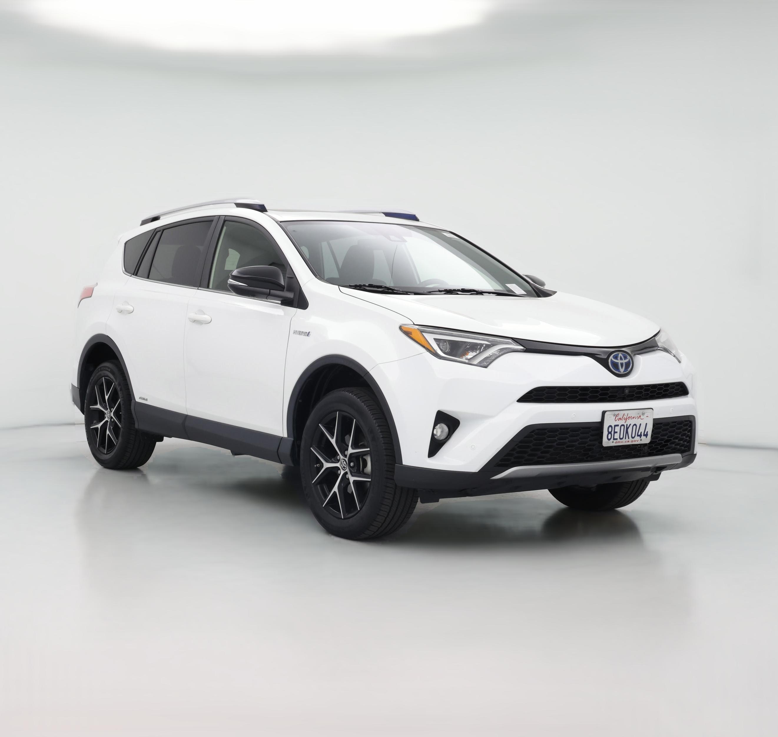 Thumbnail: 2018 Toyota RAV4 - 1
