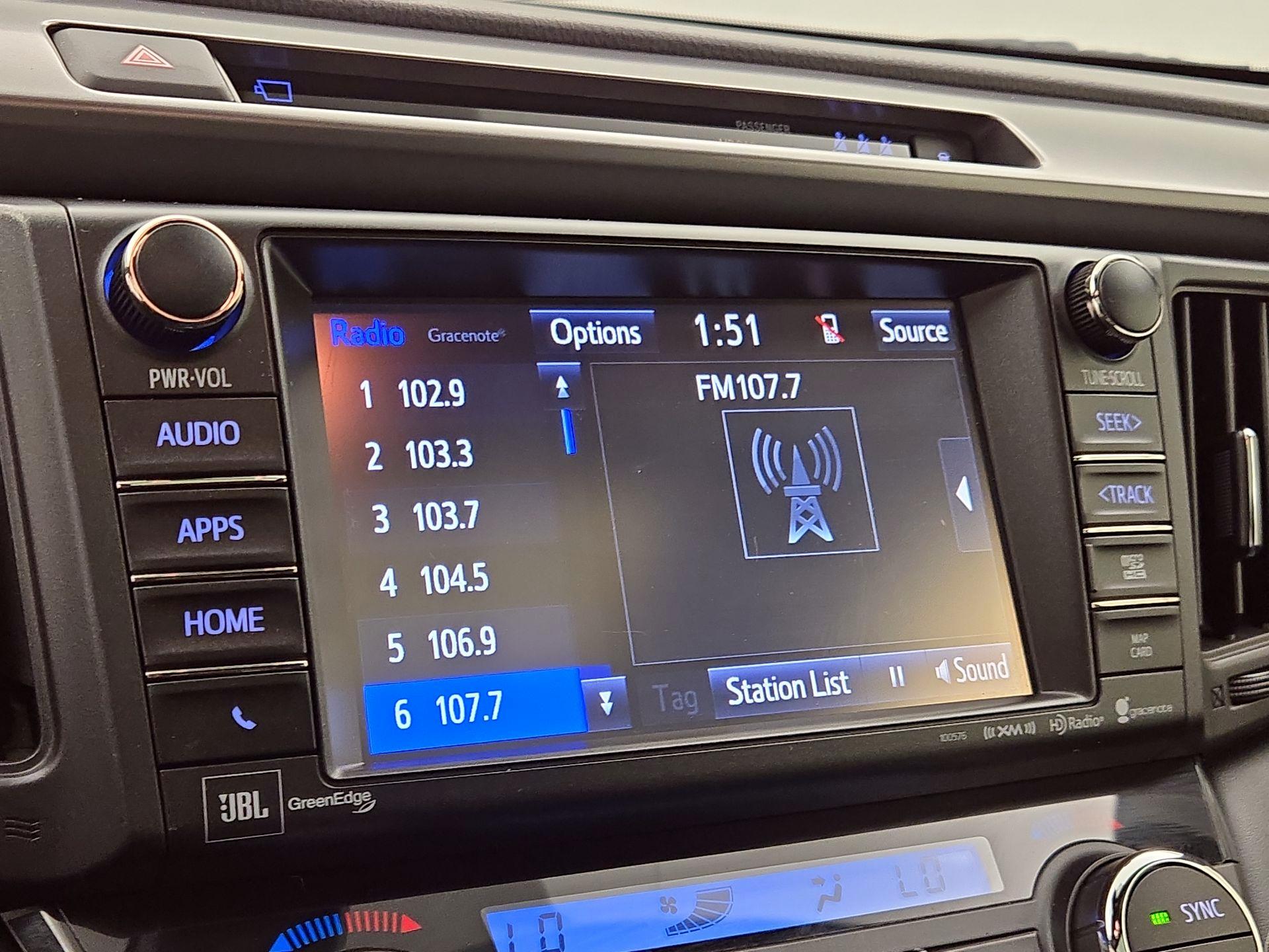 Thumbnail: 2018 Toyota RAV4 - 15