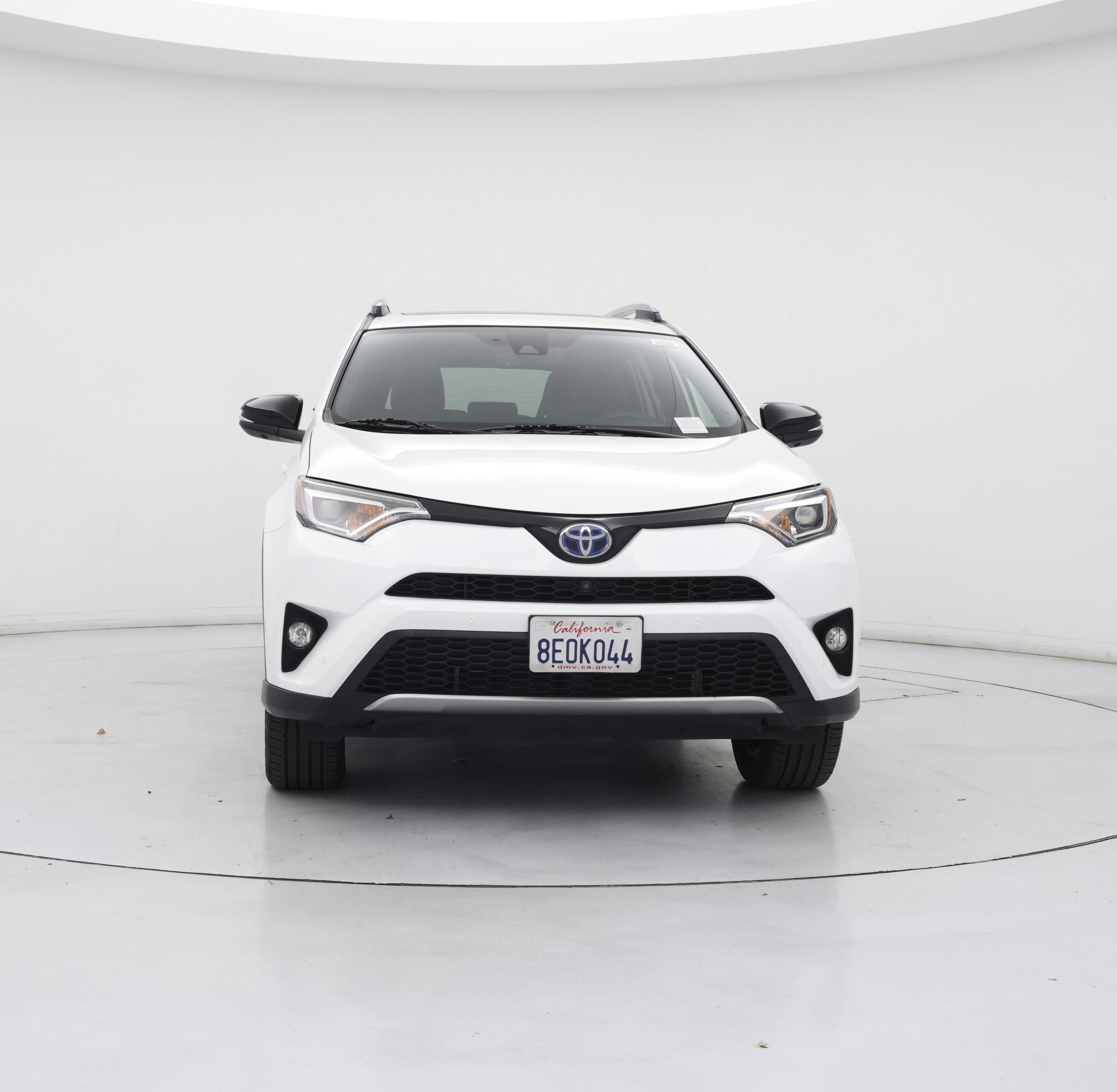 Thumbnail: 2018 Toyota RAV4 - 5