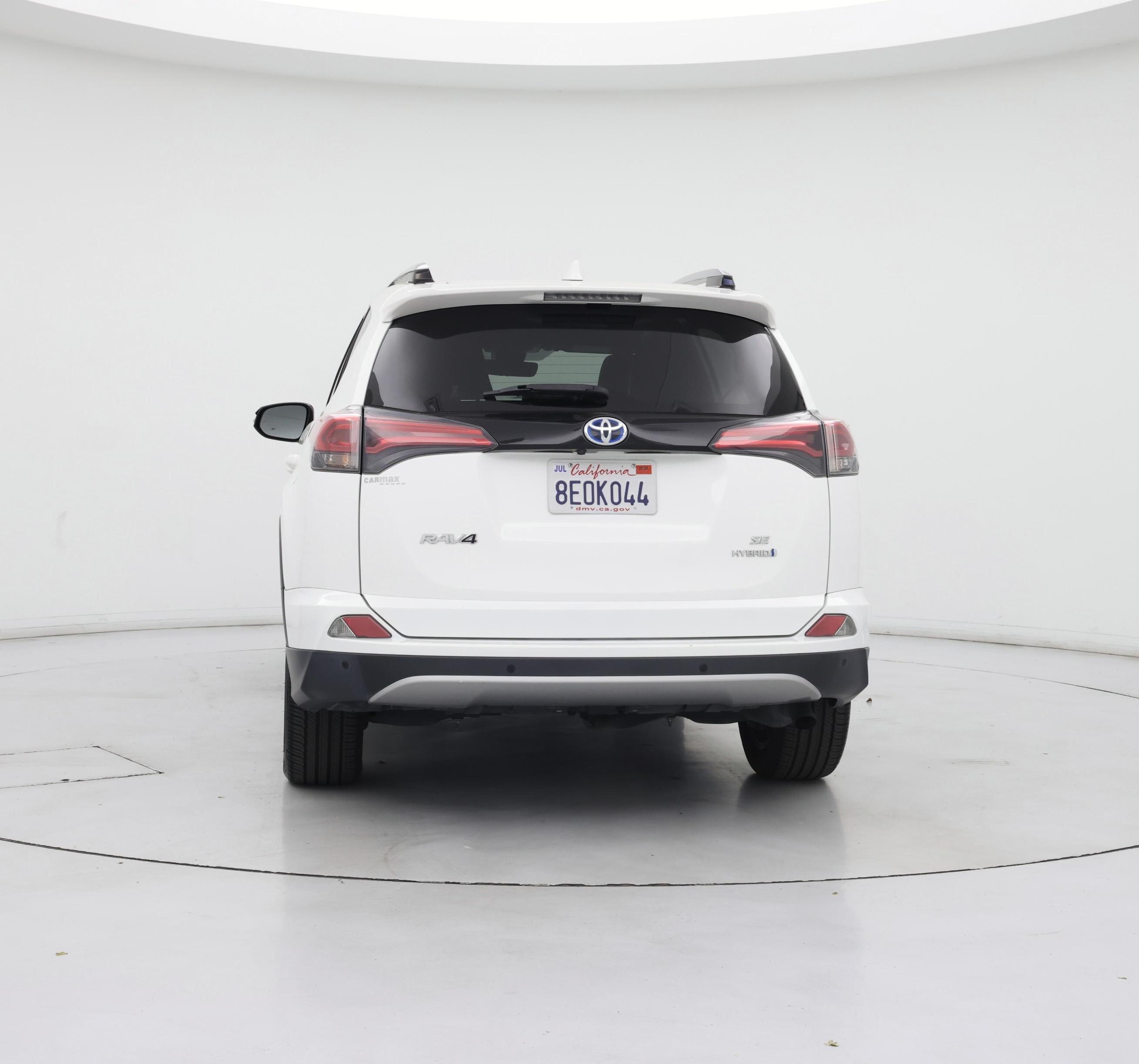 Thumbnail: 2018 Toyota RAV4 - 6