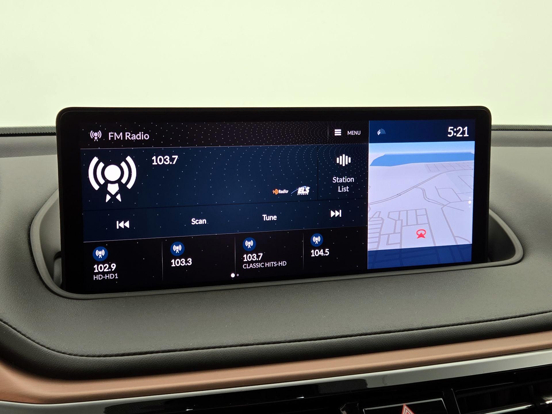 Thumbnail: 2022 Acura MDX - 16