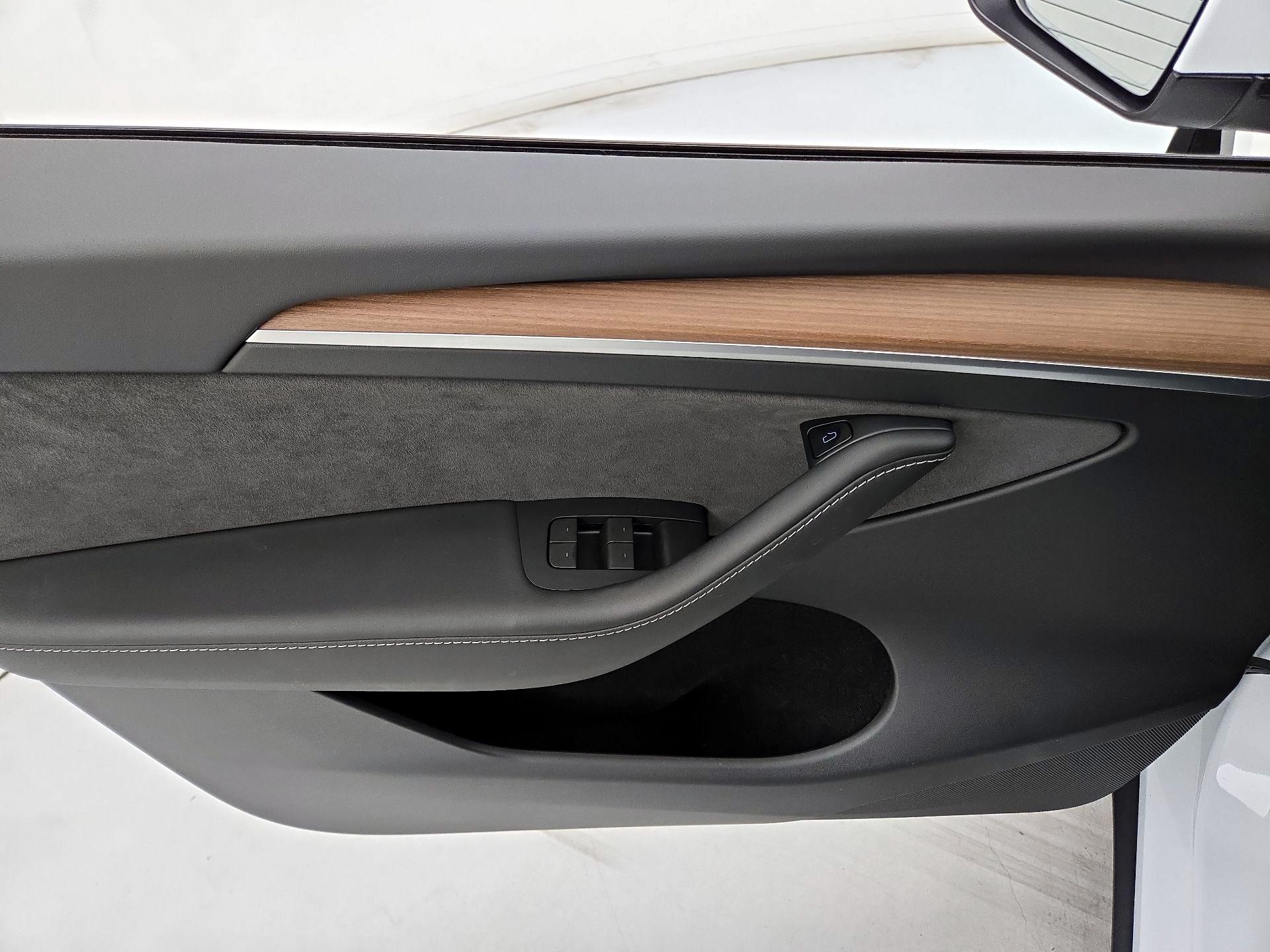 Thumbnail: 2024 Tesla Model Y - 12