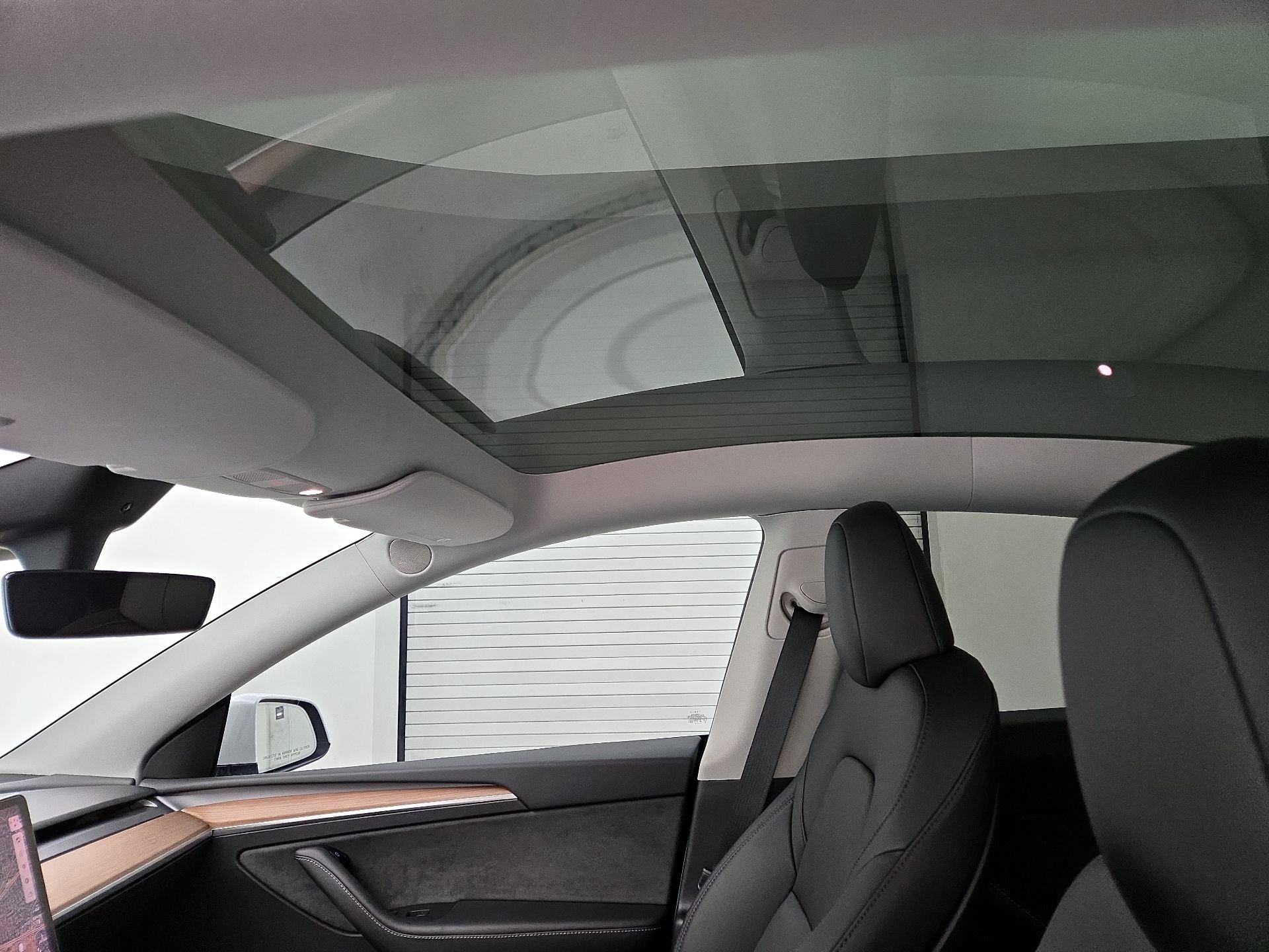 Thumbnail: 2024 Tesla Model Y - 19