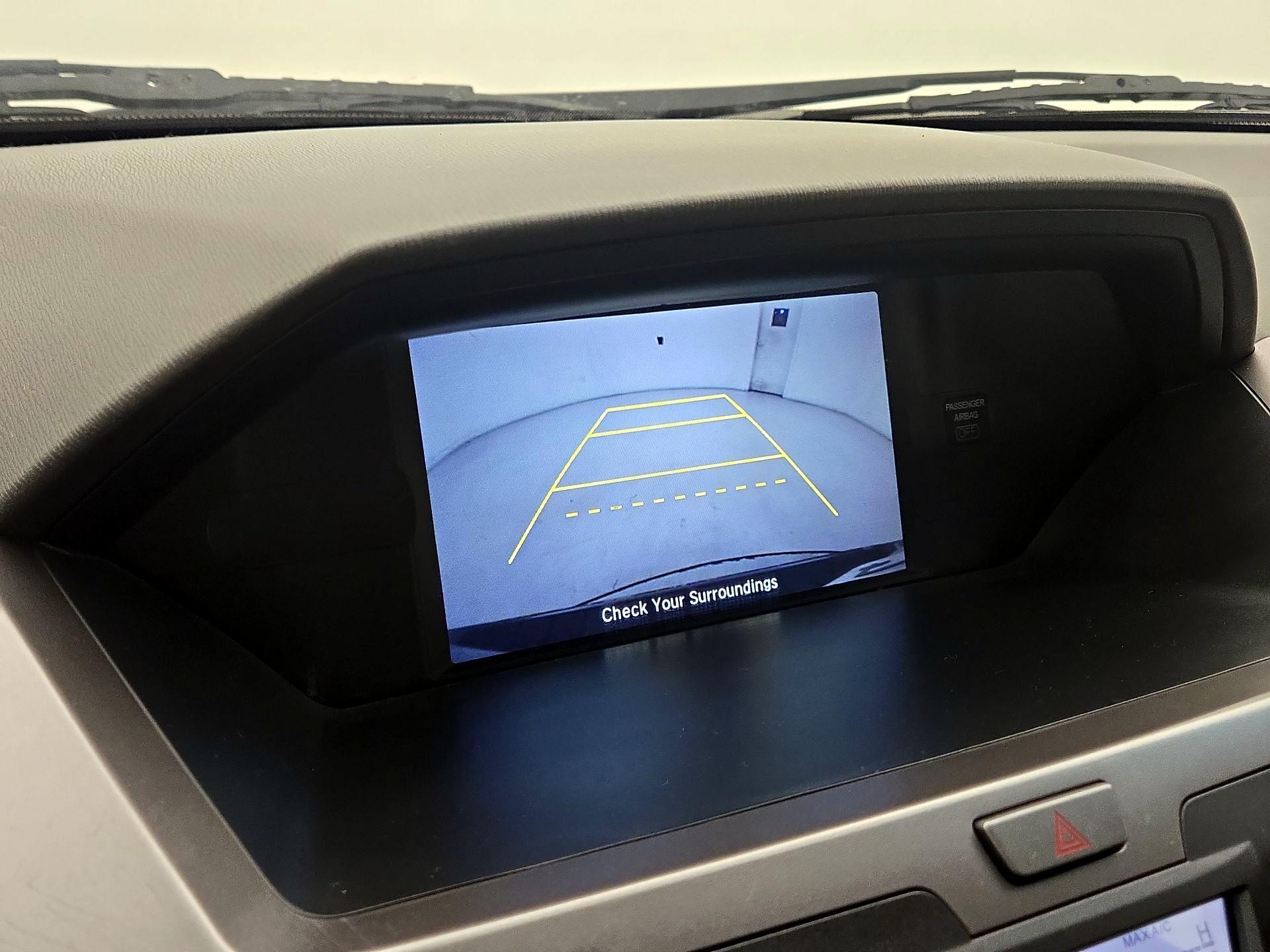 Thumbnail: 2015 Honda Odyssey - 13