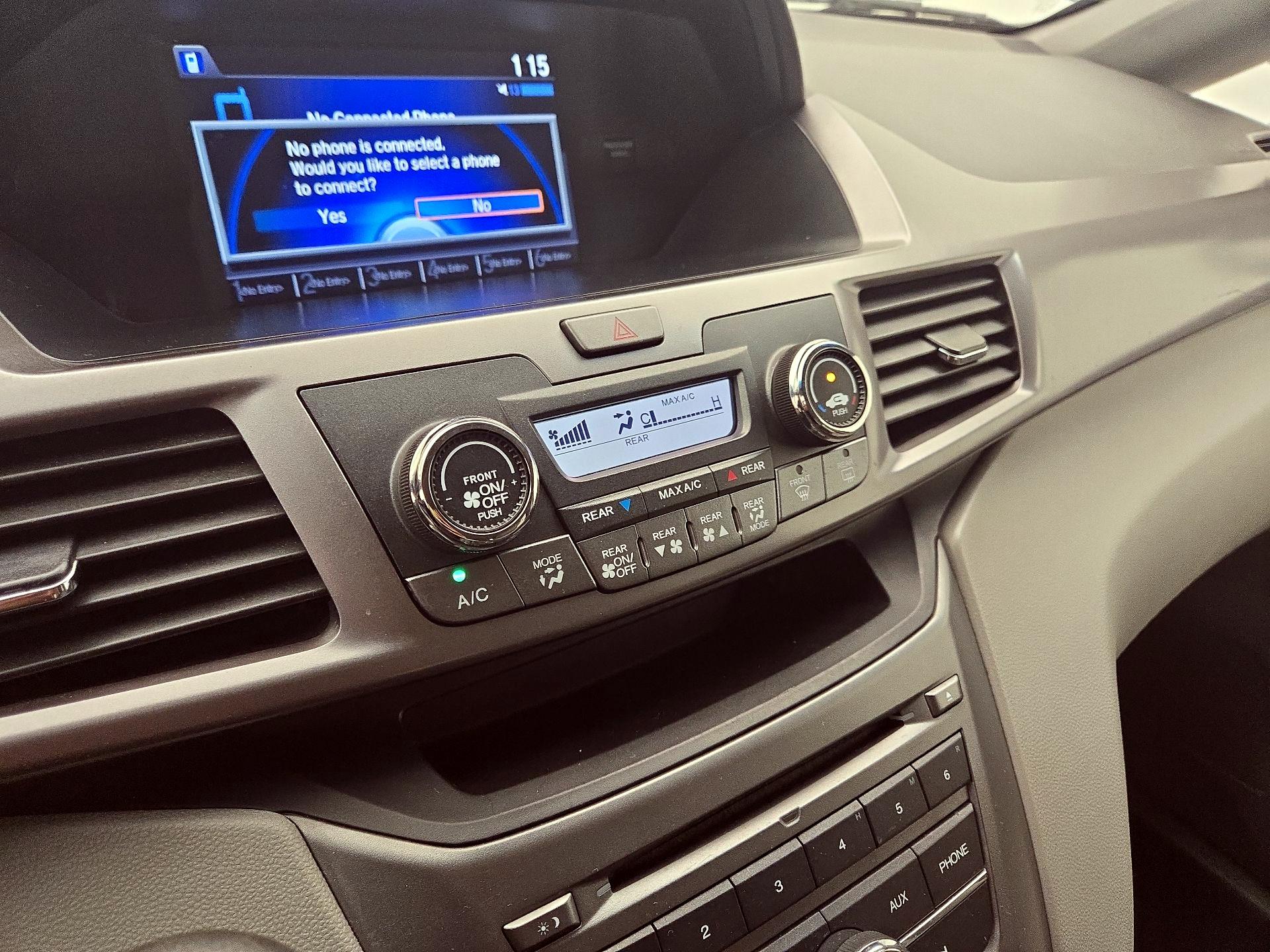 Thumbnail: 2015 Honda Odyssey - 15