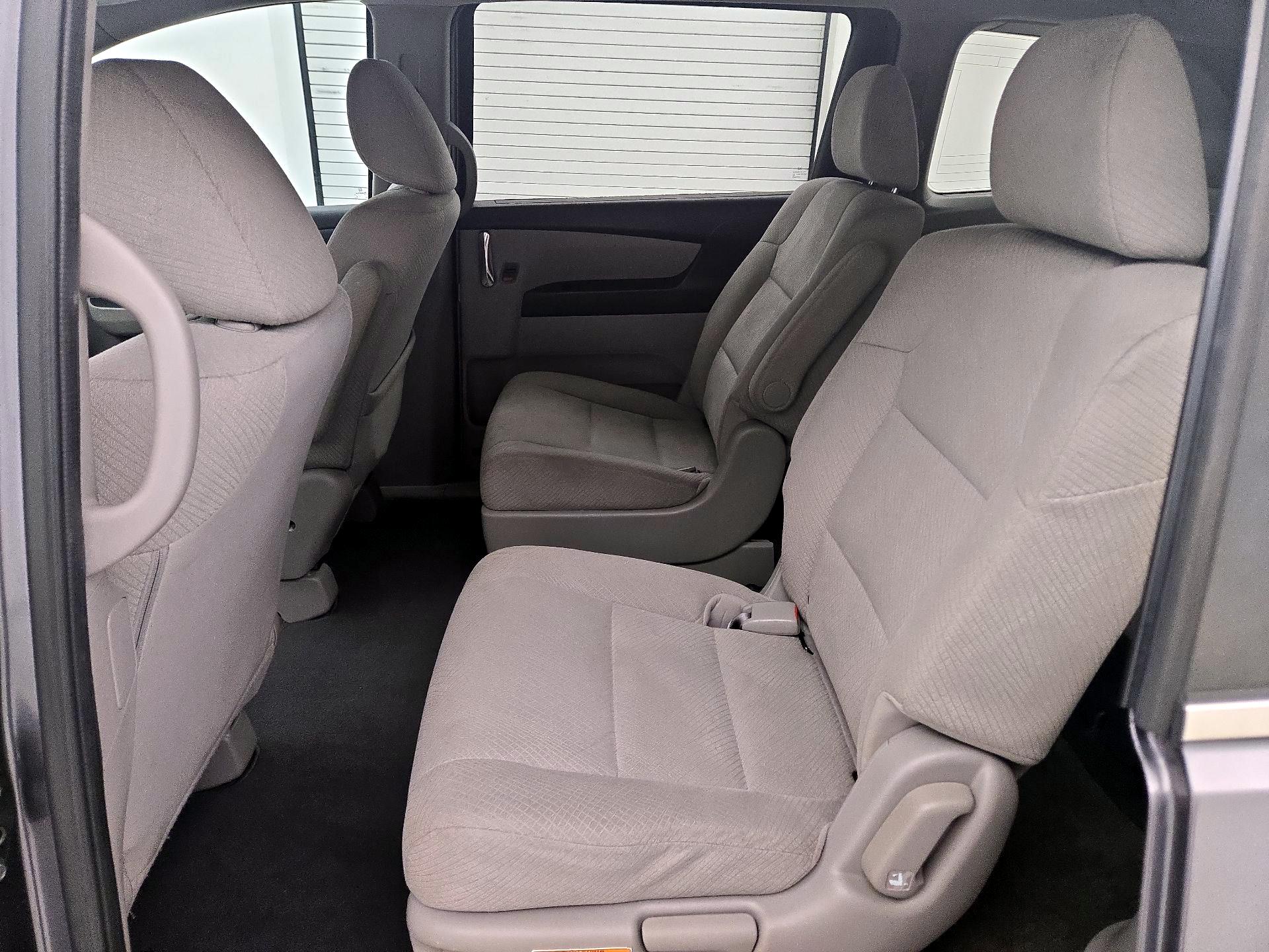 Thumbnail: 2015 Honda Odyssey - 17