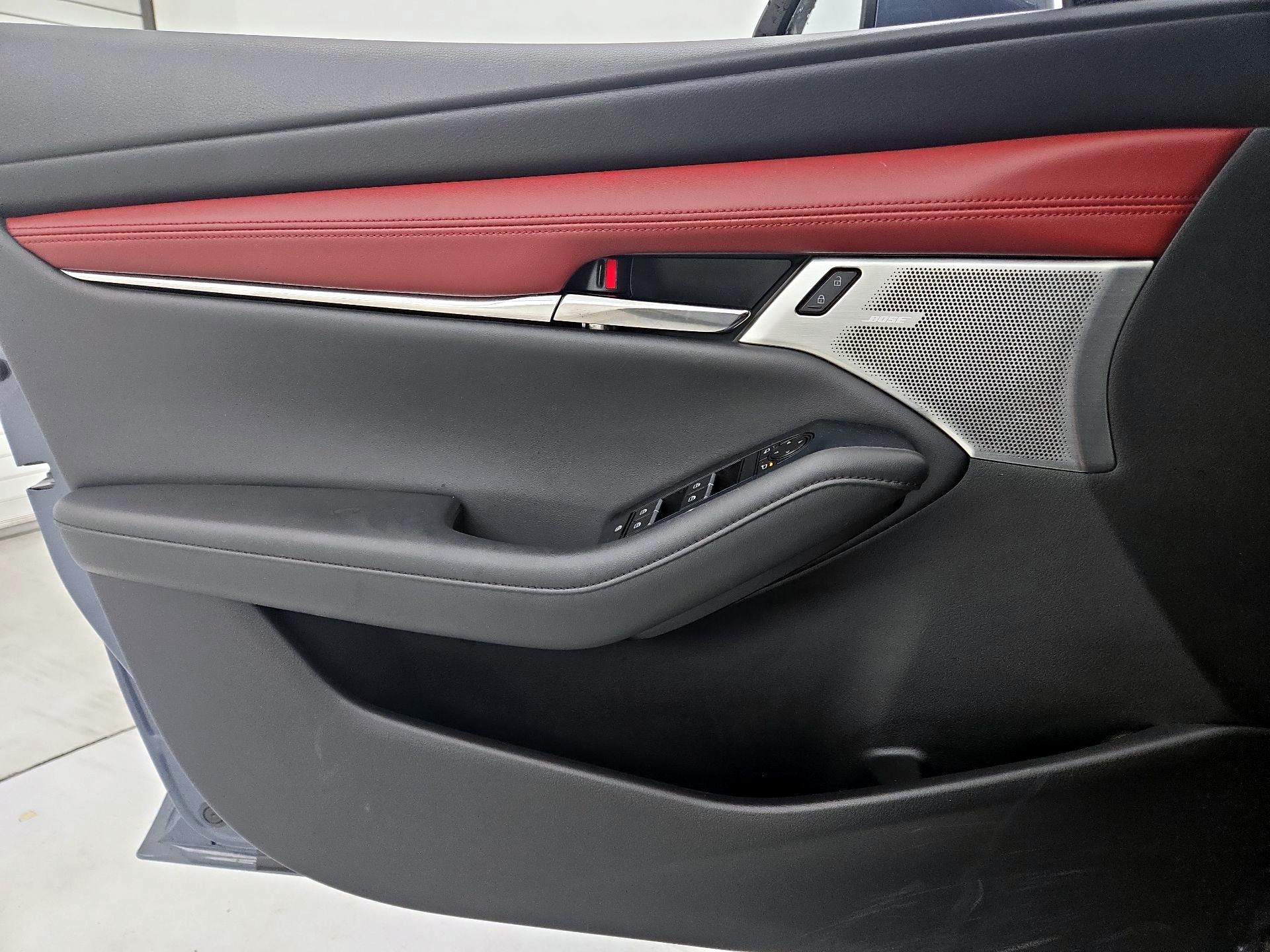 Thumbnail: 2022 Mazda Mazda3 - 12