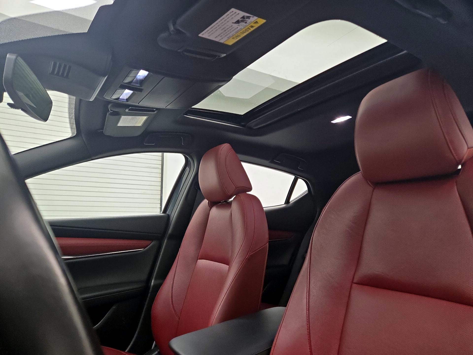 Thumbnail: 2022 Mazda Mazda3 - 19