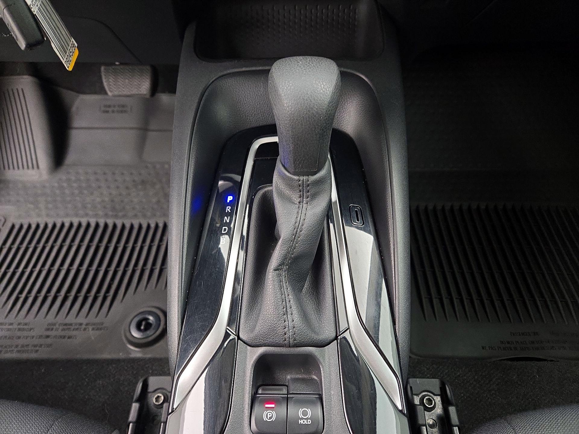 Thumbnail: 2022 Toyota Corolla - 17