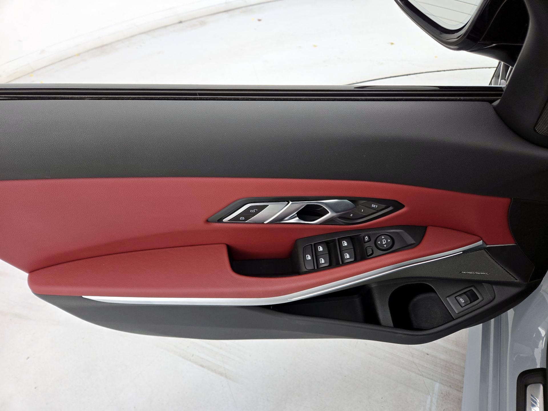 Thumbnail: 2023 BMW 3 Series - 12