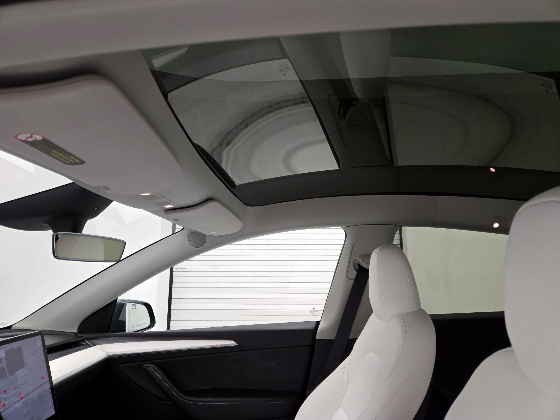 Thumbnail: 2023 Tesla Model Y - 19