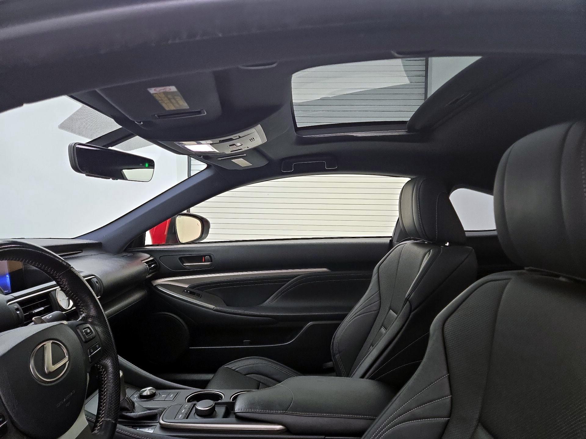 Thumbnail: 2016 Lexus RC - 18