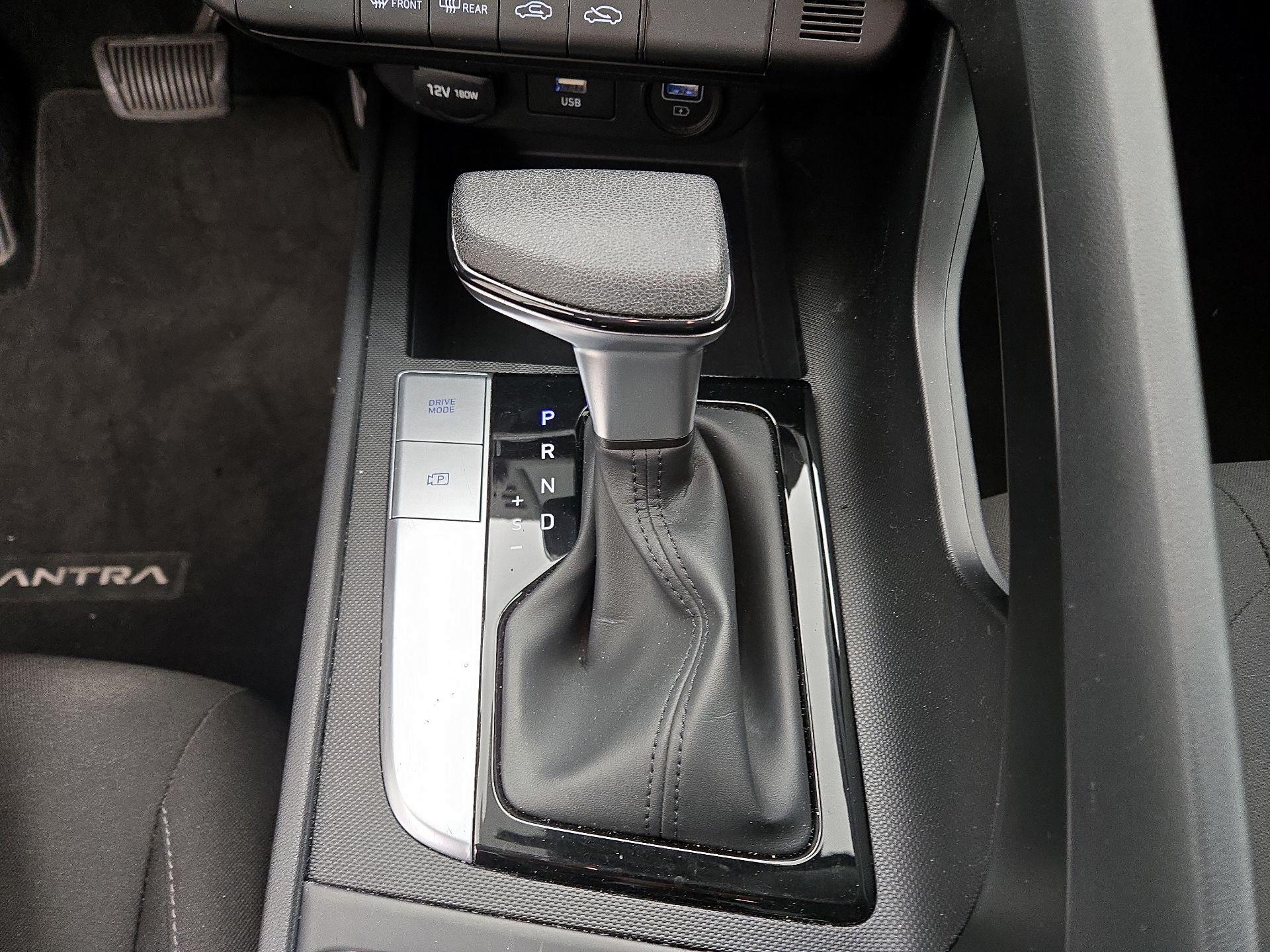 Thumbnail: 2023 Hyundai Elantra - 17