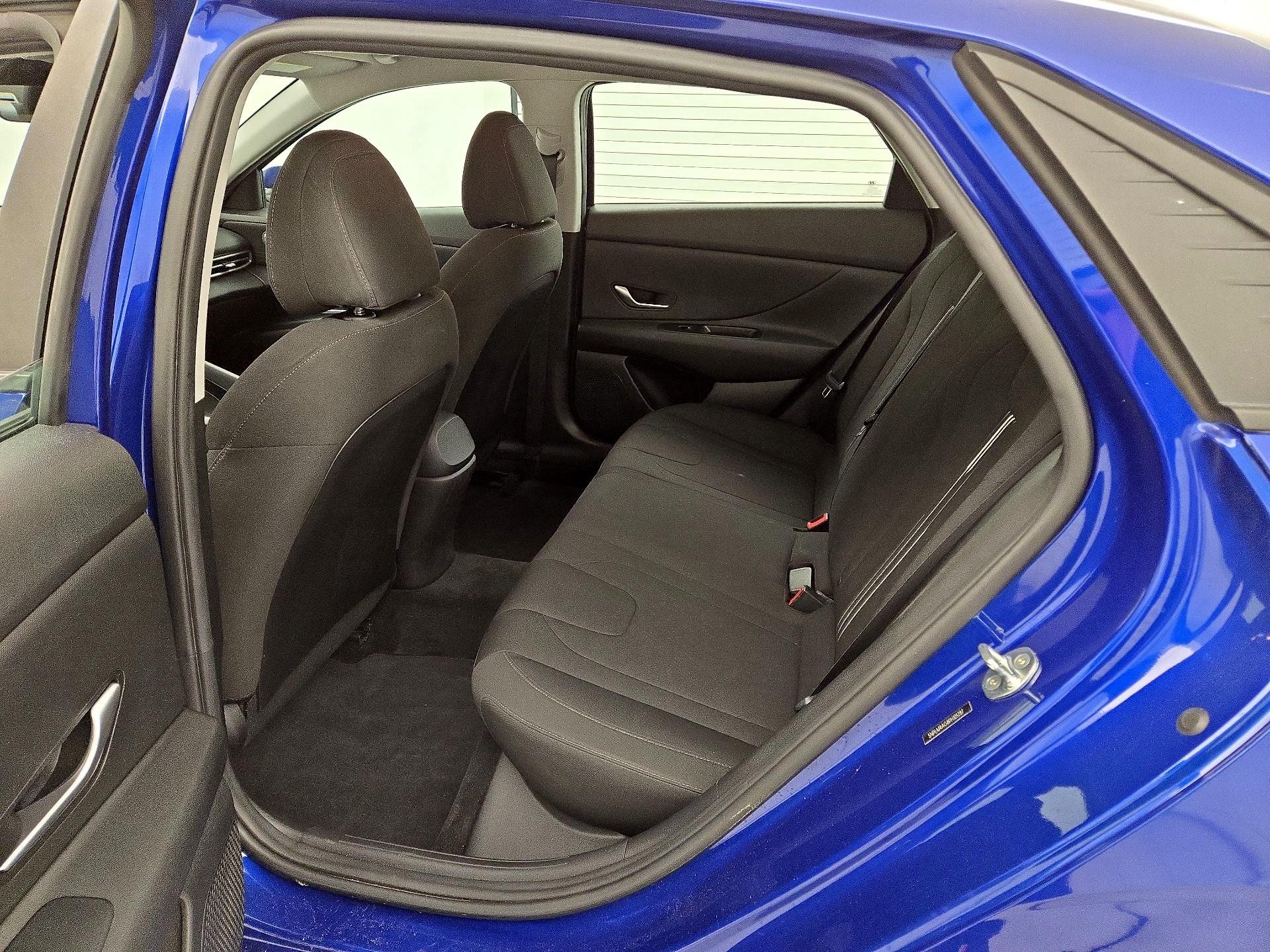 Thumbnail: 2023 Hyundai Elantra - 19