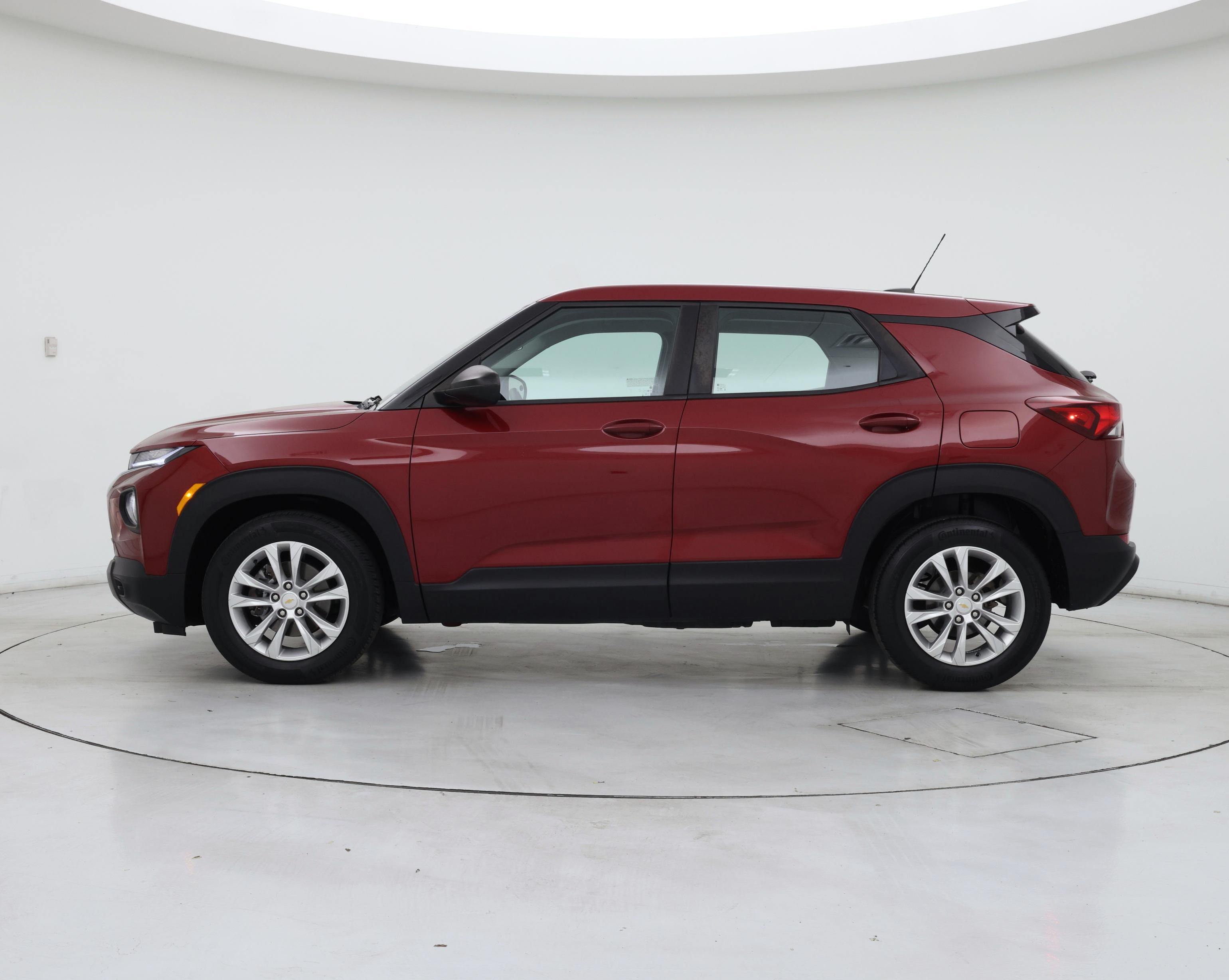 Thumbnail: 2021 Chevrolet TrailBlazer - 3