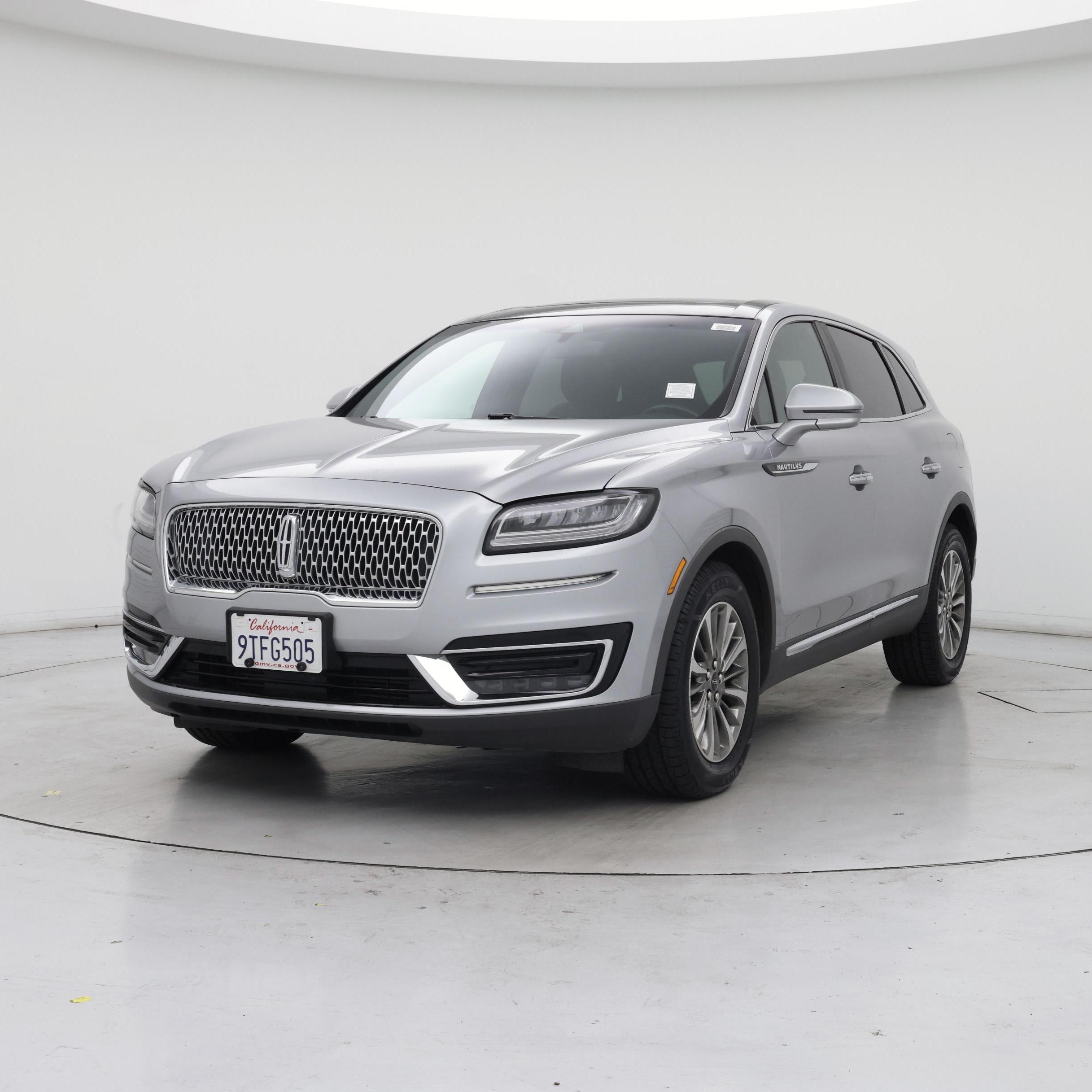 Thumbnail: 2020 Lincoln Nautilus - 4