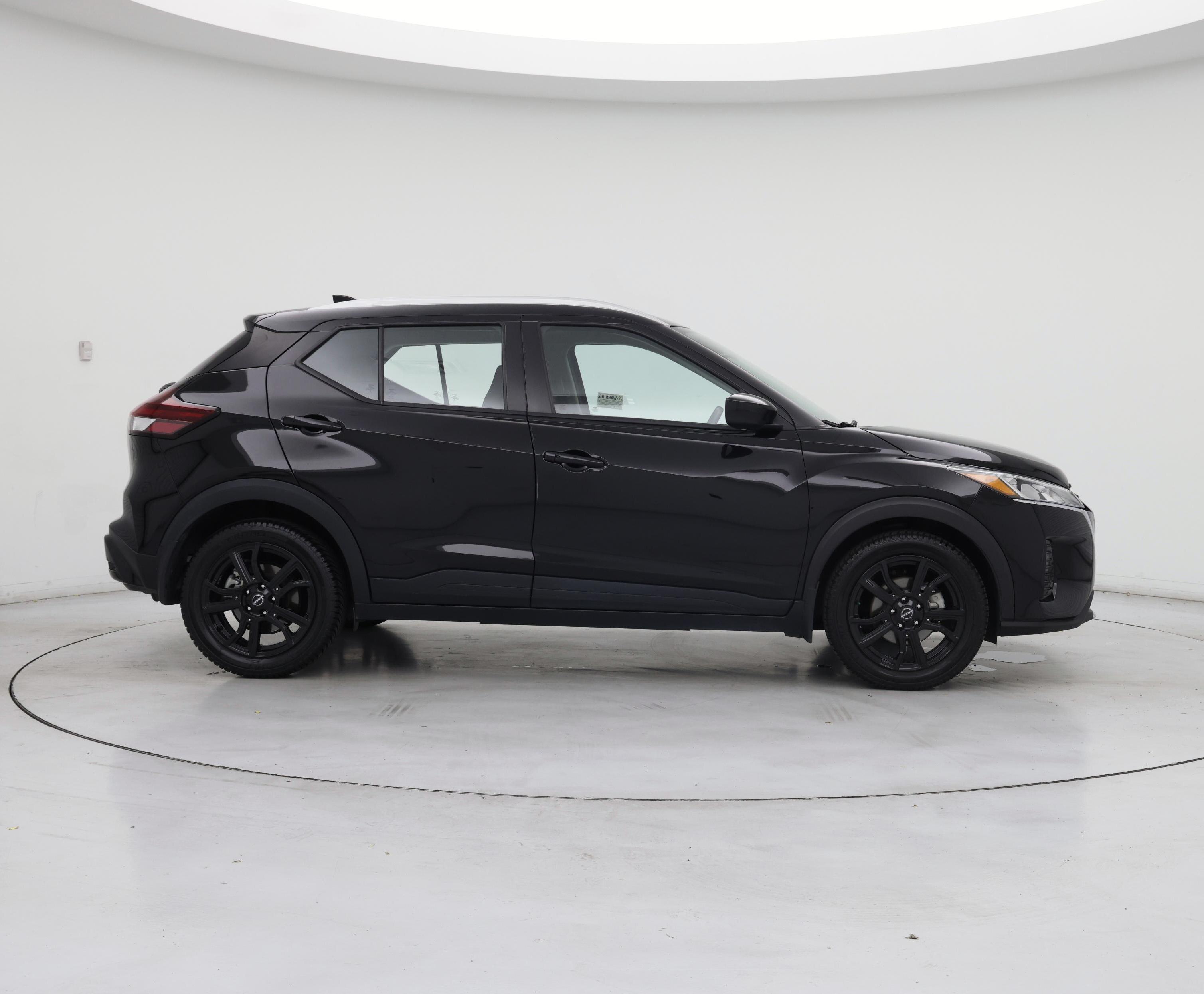 Thumbnail: 2023 Nissan Kicks - 7