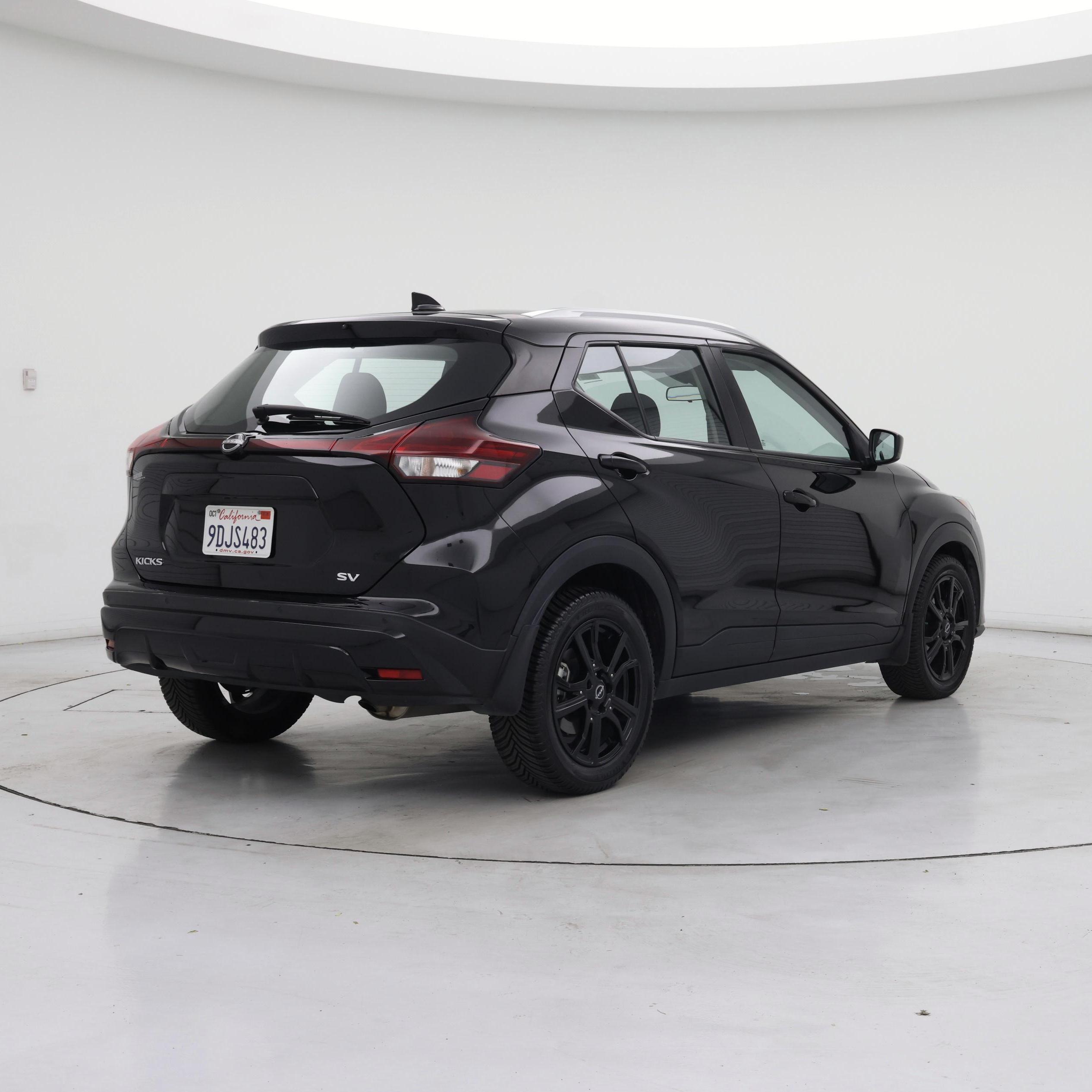 Thumbnail: 2023 Nissan Kicks - 8