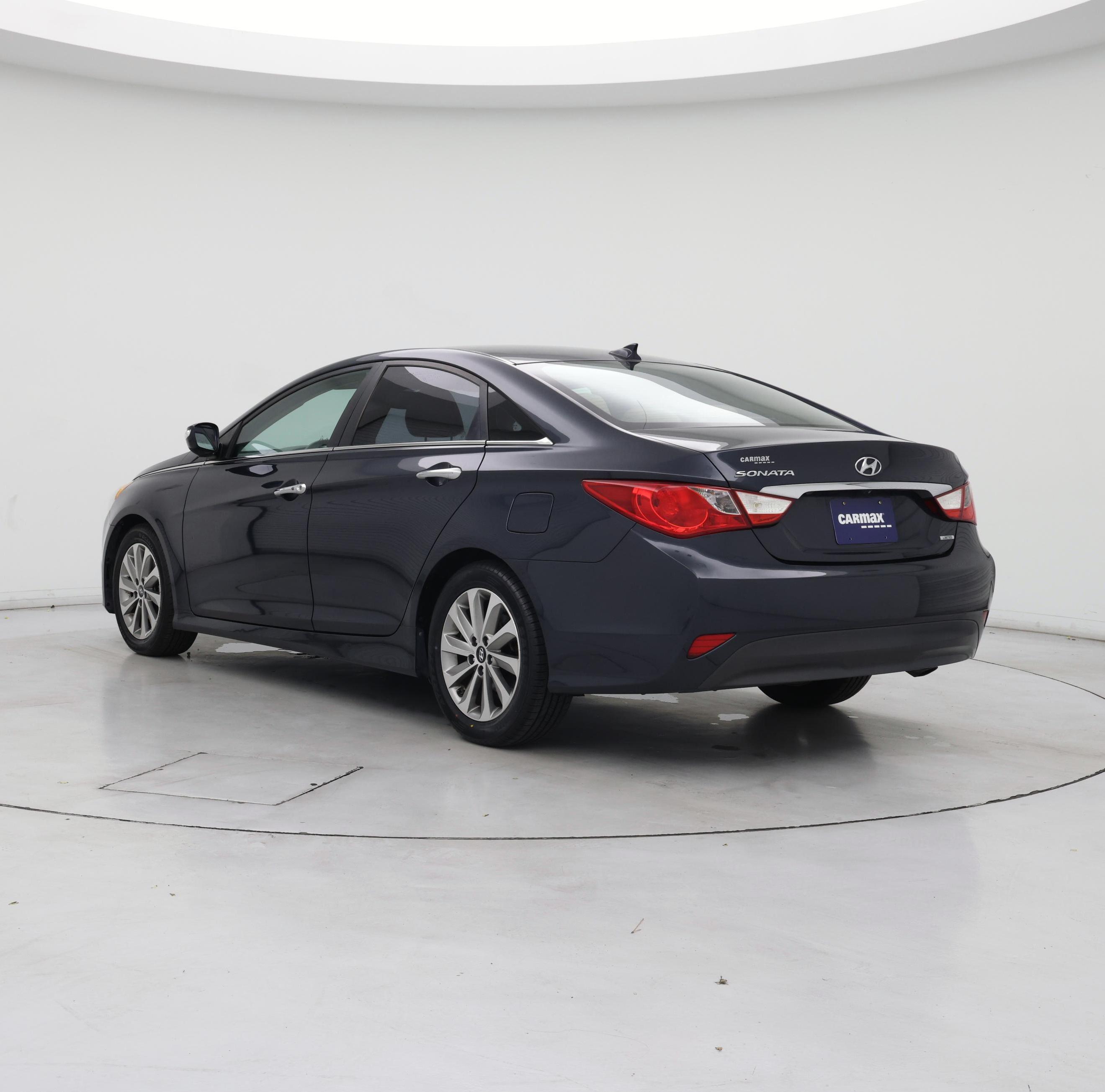 Thumbnail: 2014 Hyundai Sonata - 2