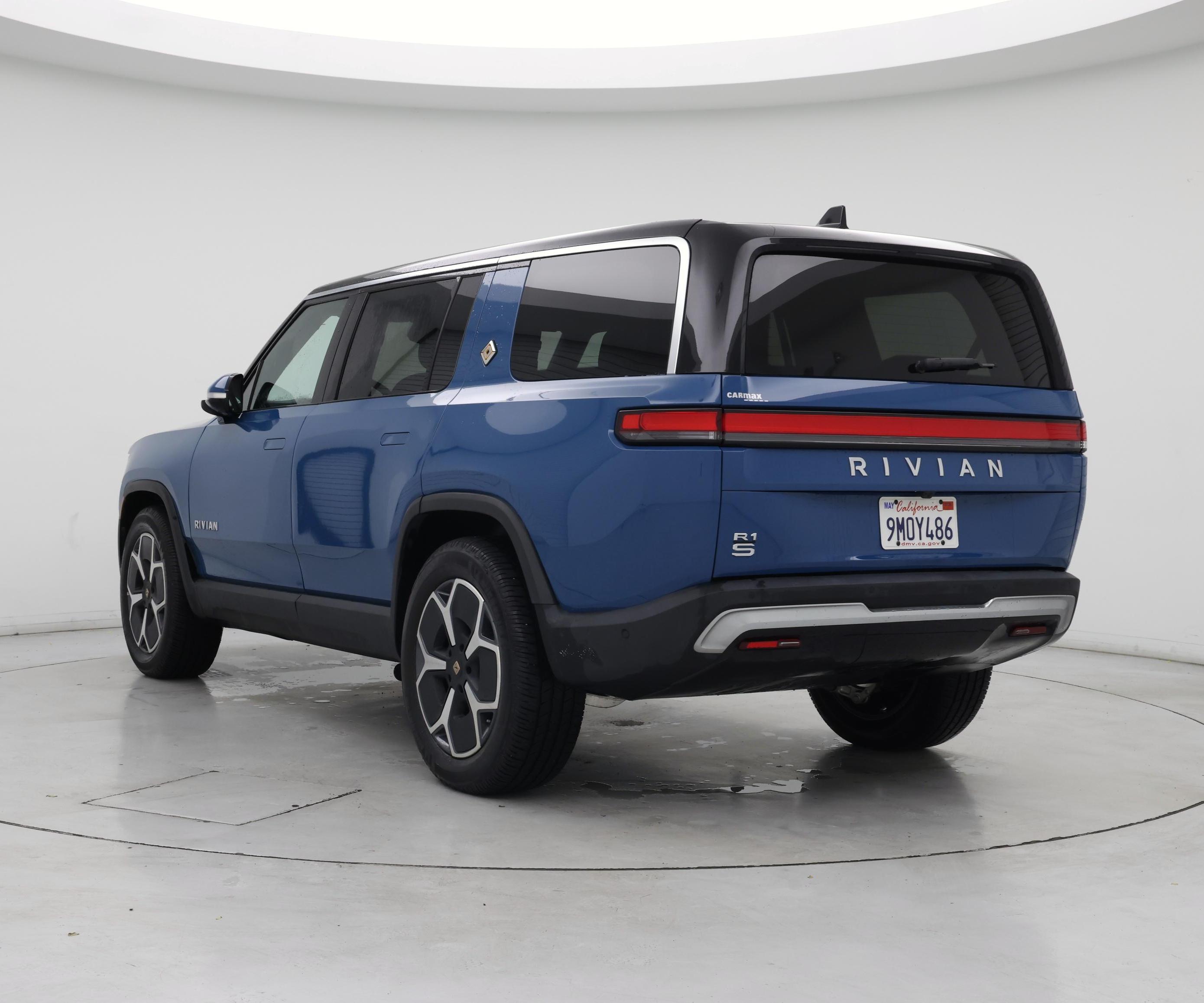 Thumbnail: 2024 Rivian R1S - 2