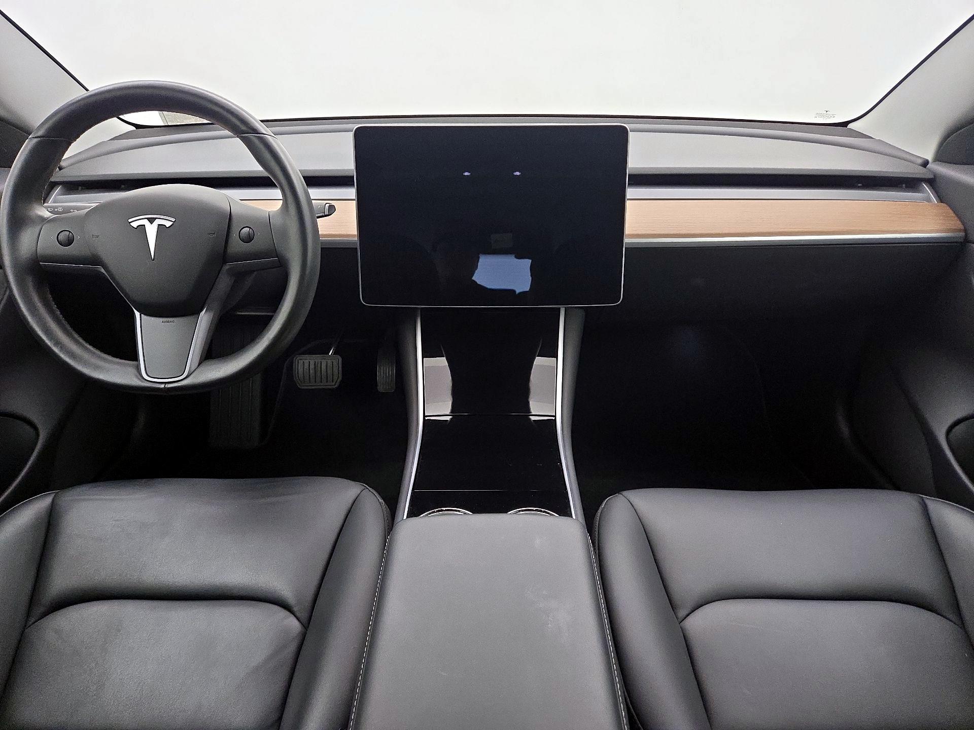Thumbnail: 2019 Tesla Model 3 - 9