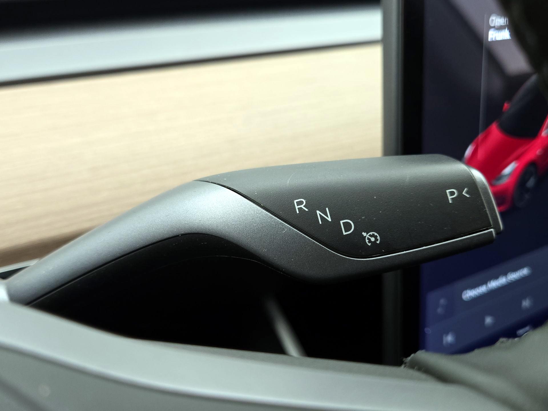 Thumbnail: 2019 Tesla Model 3 - 17