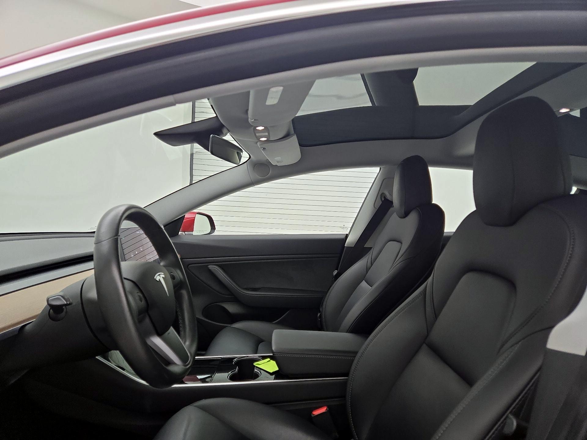 Thumbnail: 2019 Tesla Model 3 - 19