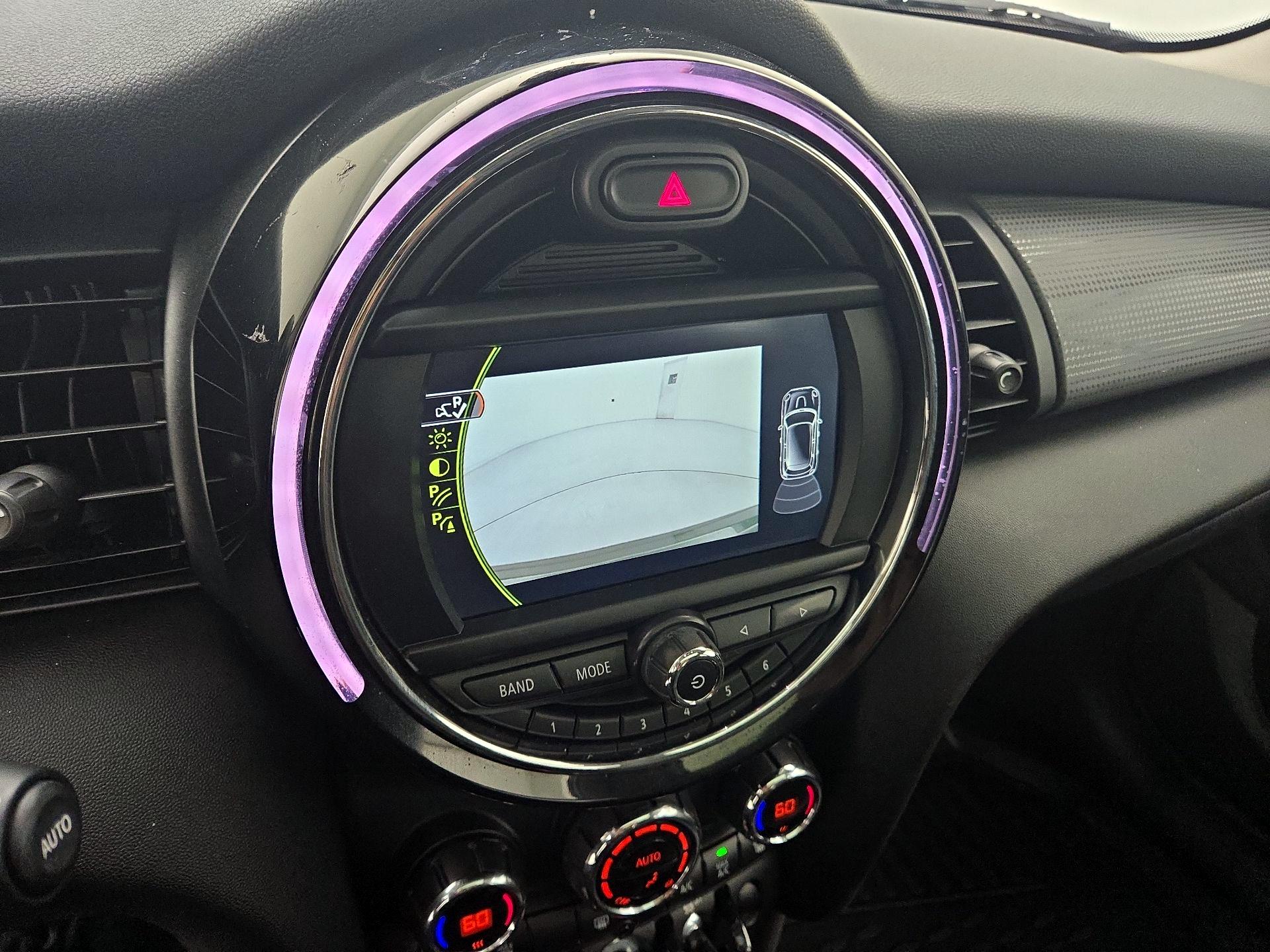 Thumbnail: 2017 MINI Cooper Hardtop - 13