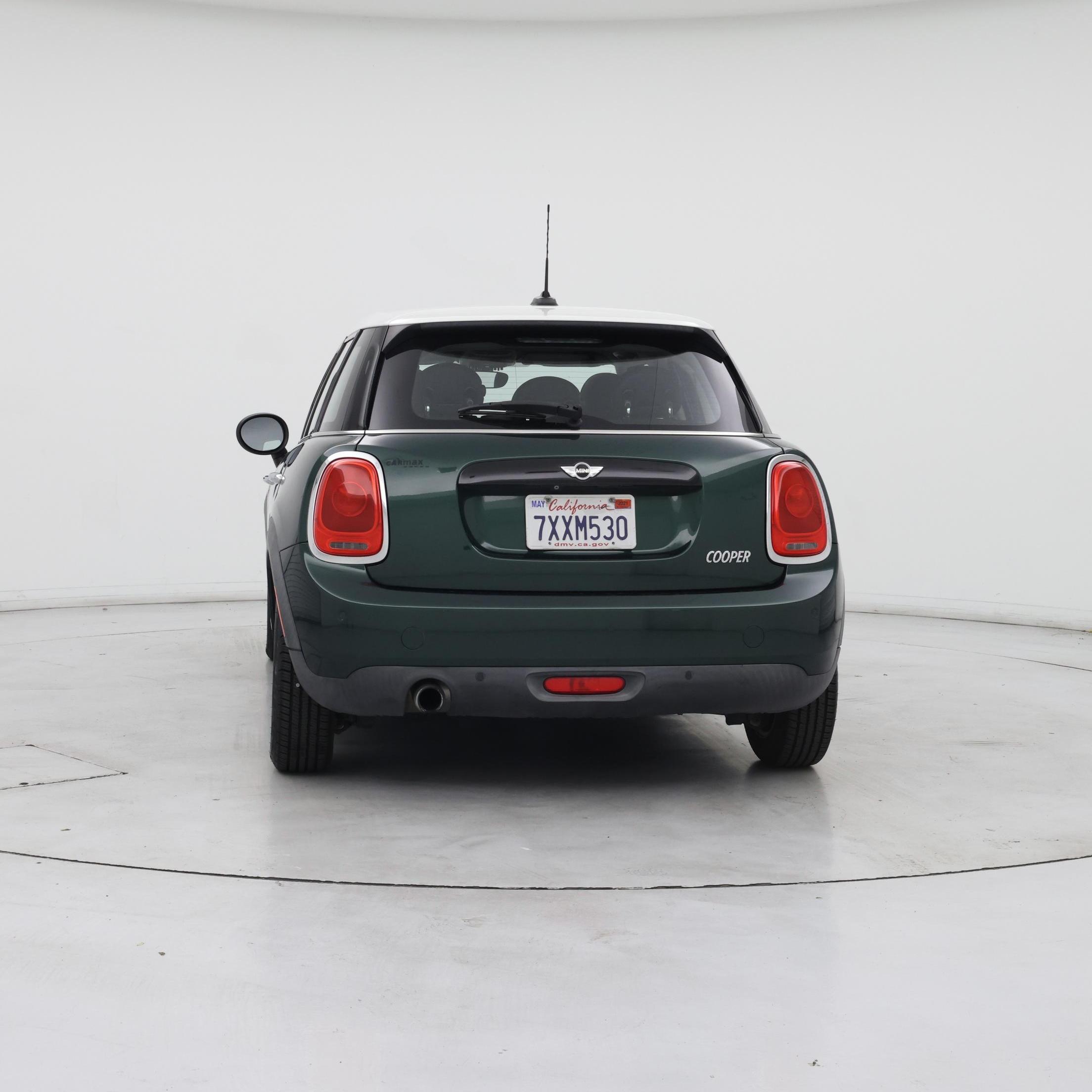 Thumbnail: 2017 MINI Cooper Hardtop - 6