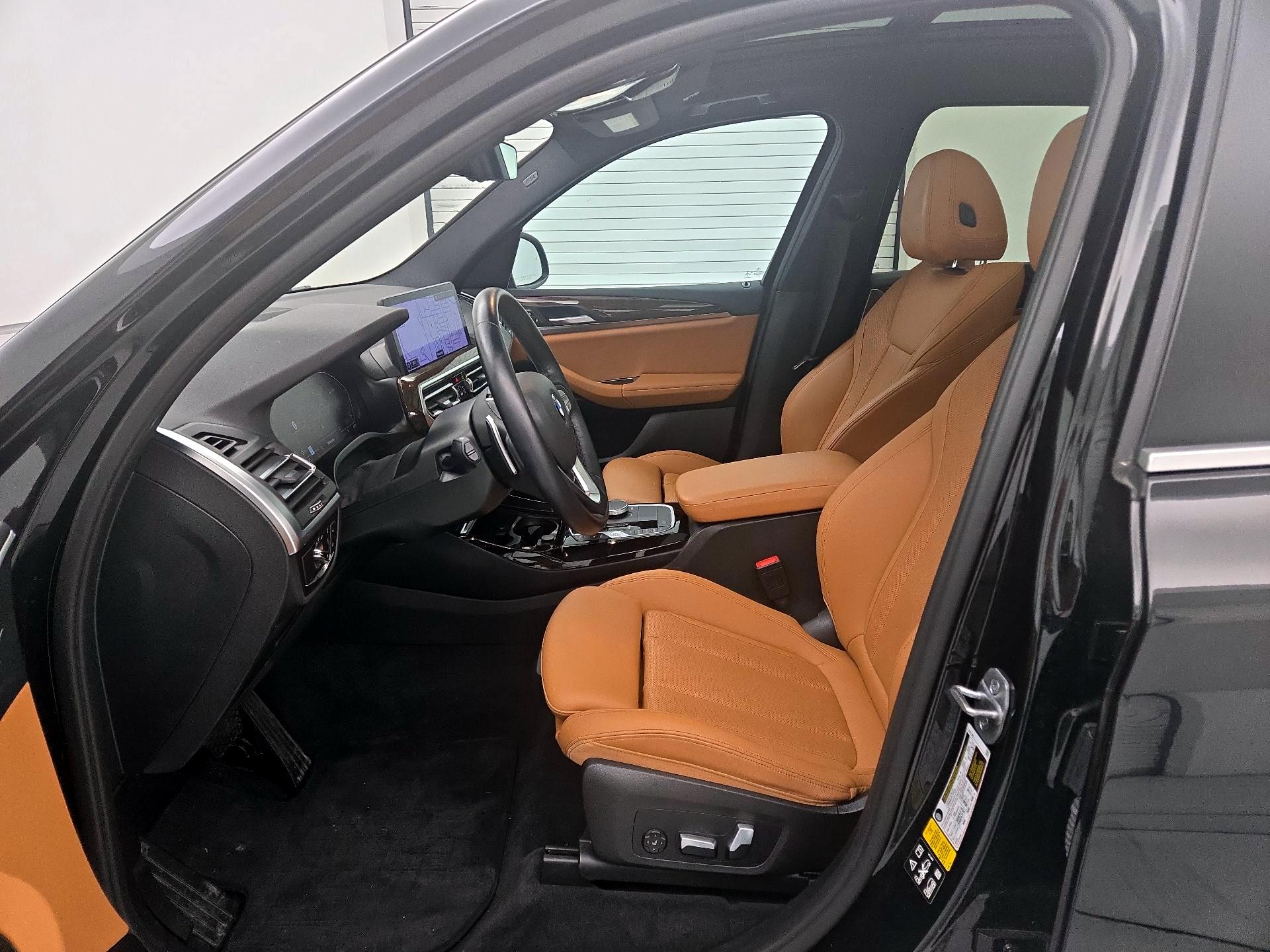 Thumbnail: 2022 BMW X3 - 11
