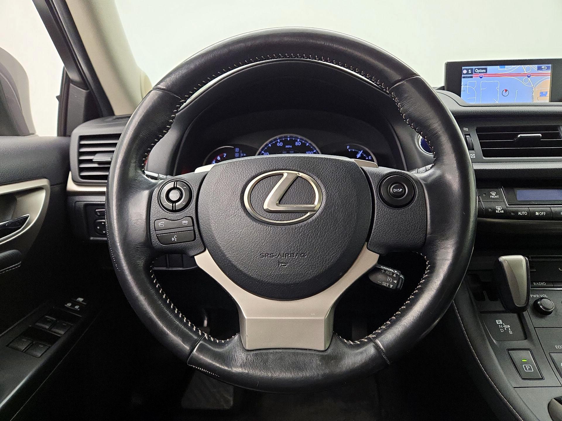Thumbnail: 2016 Lexus CT - 10