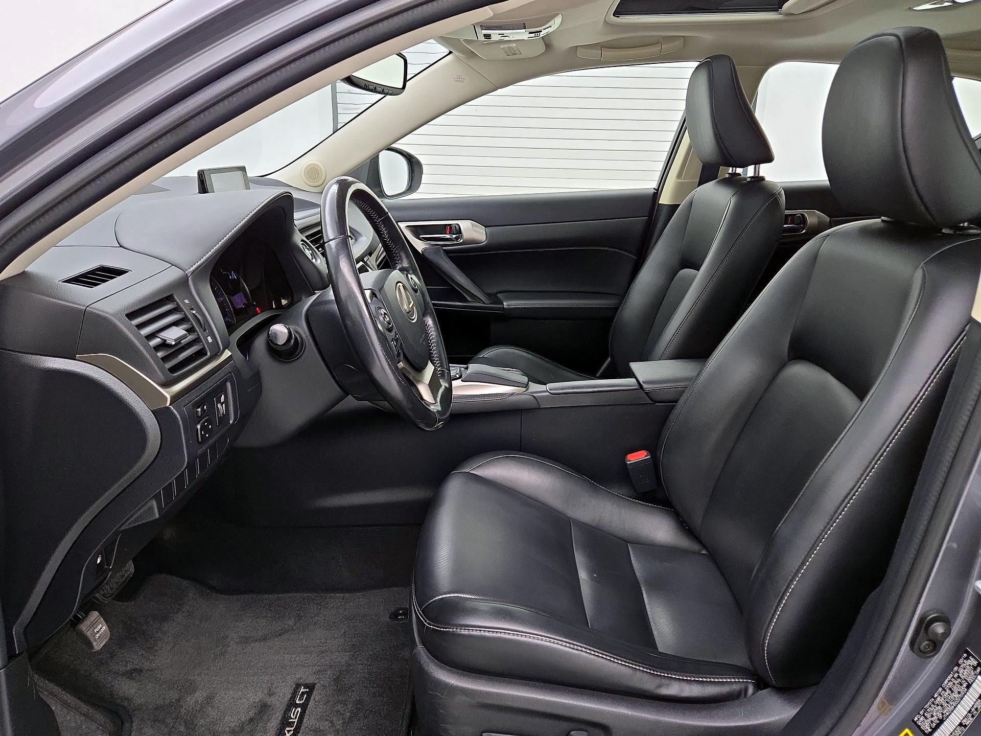 Thumbnail: 2016 Lexus CT - 11