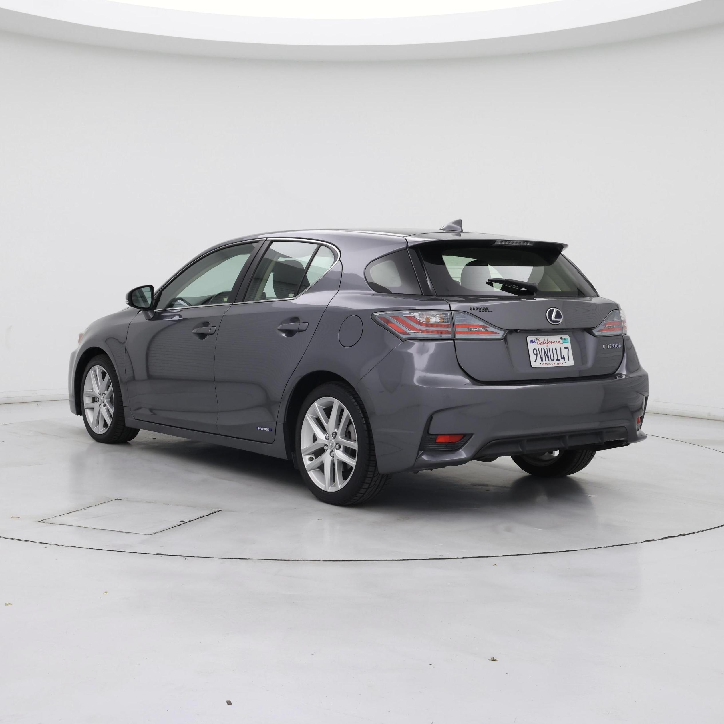 Thumbnail: 2016 Lexus CT - 2