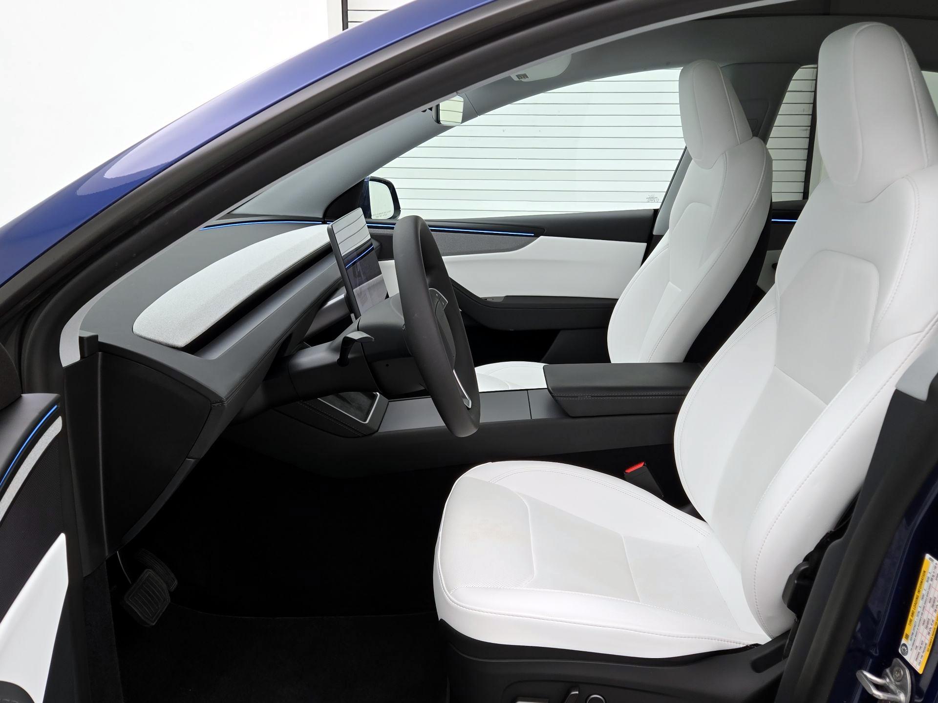 Thumbnail: 2026 Tesla Model Y - 11