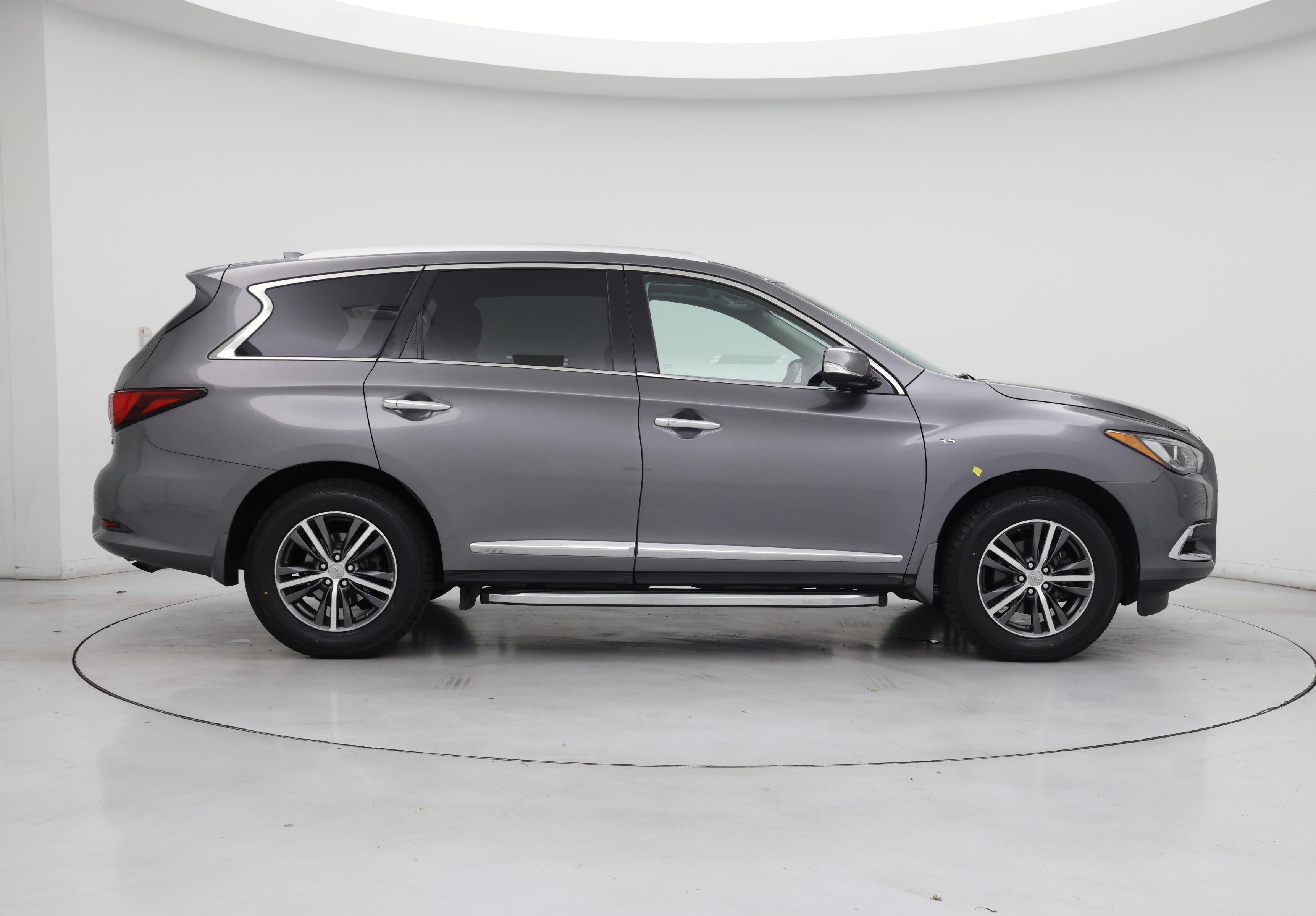 Thumbnail: 2017 INFINITI QX60 - 7