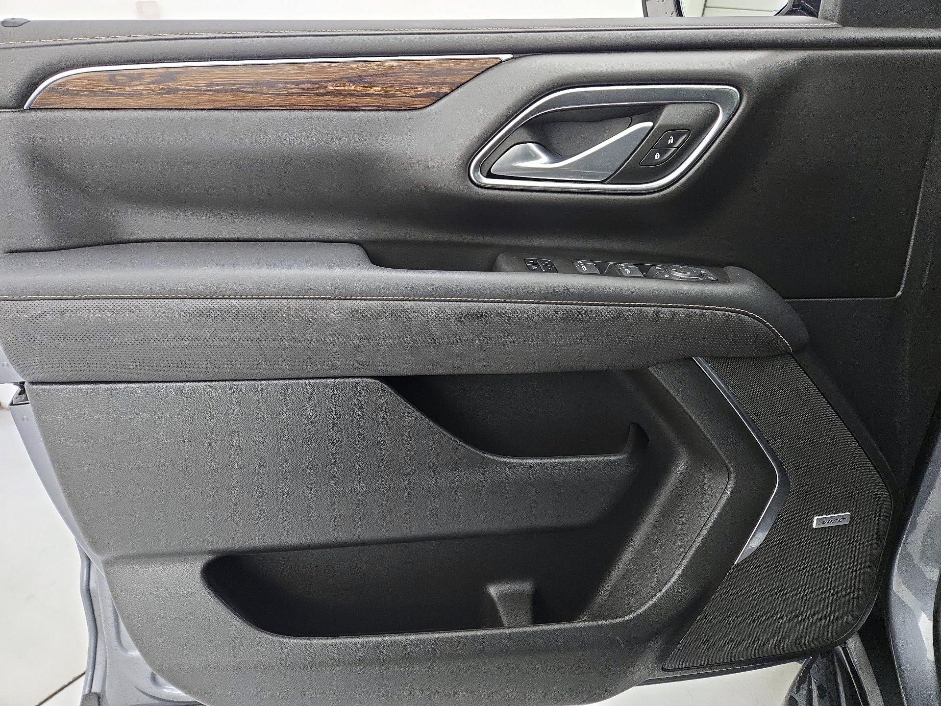 Thumbnail: 2022 Chevrolet Suburban - 12