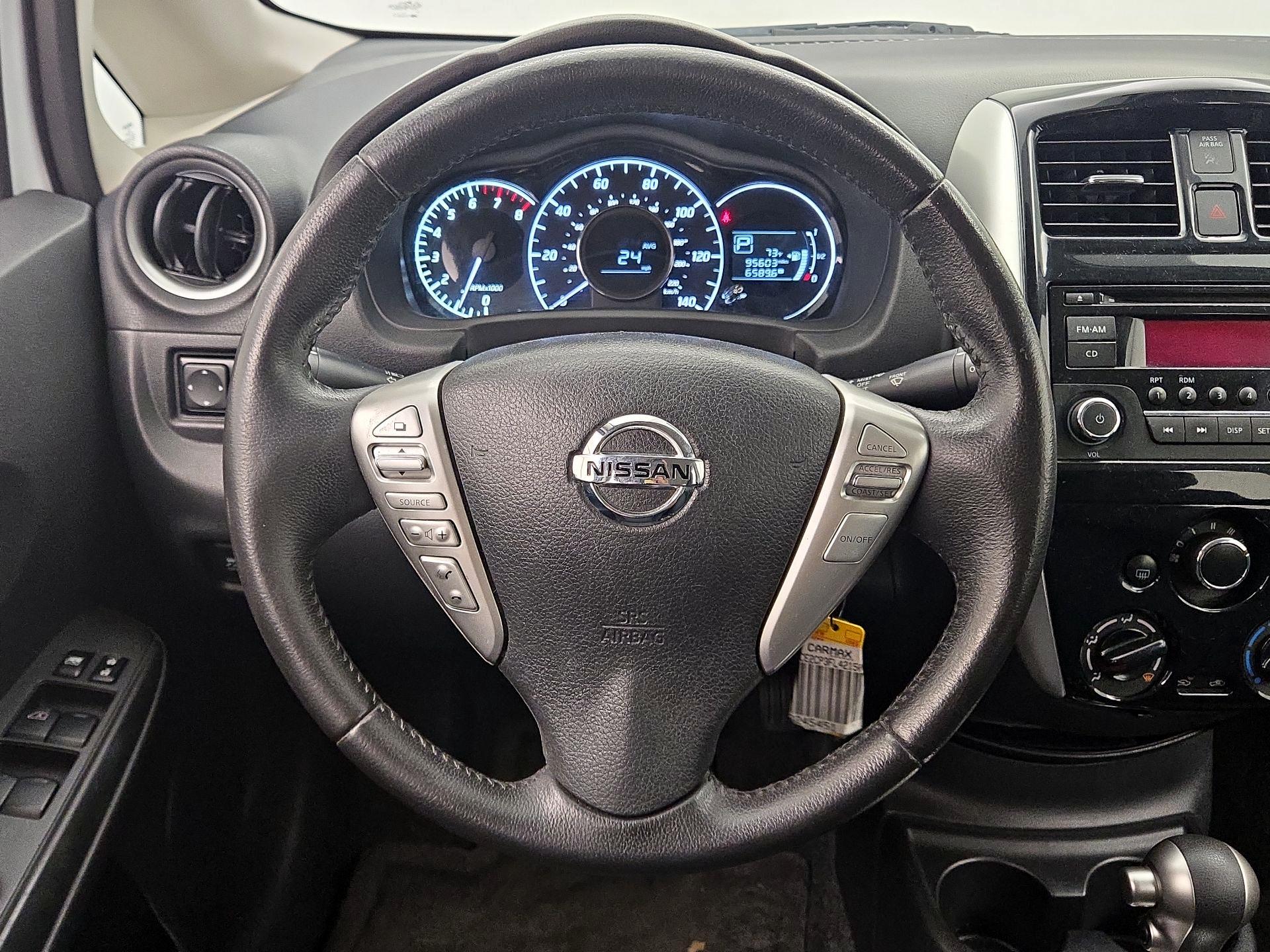 Thumbnail: 2015 Nissan Versa Note - 10
