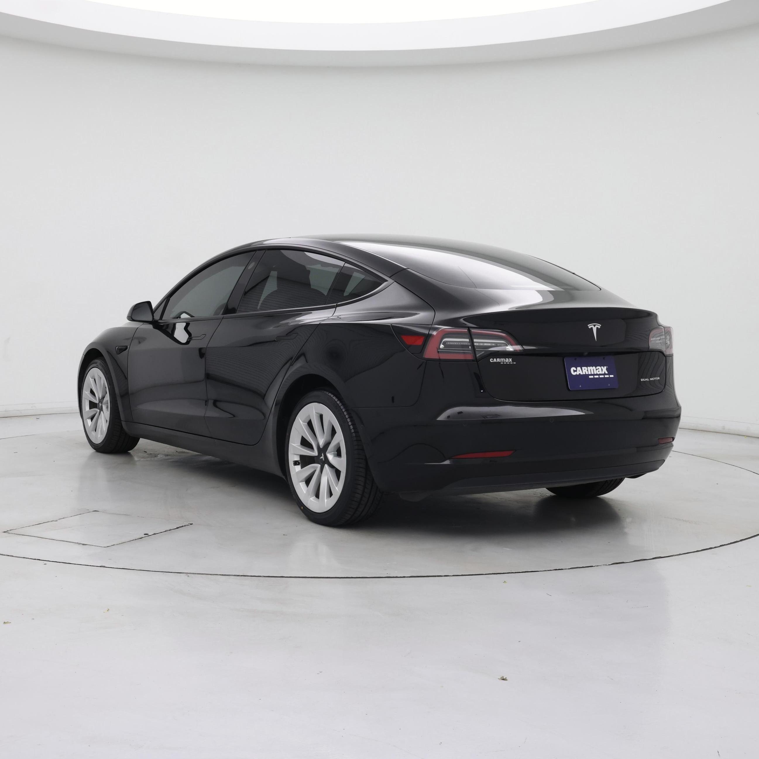 Thumbnail: 2022 Tesla Model 3 - 2