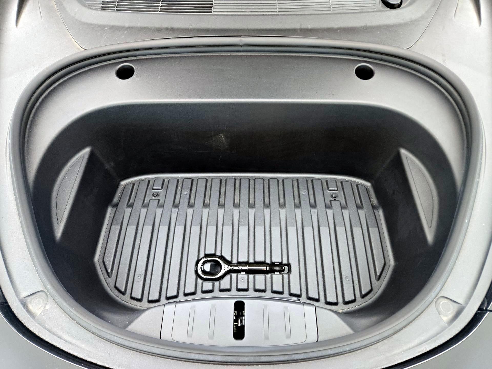 Thumbnail: 2022 Tesla Model 3 - 20