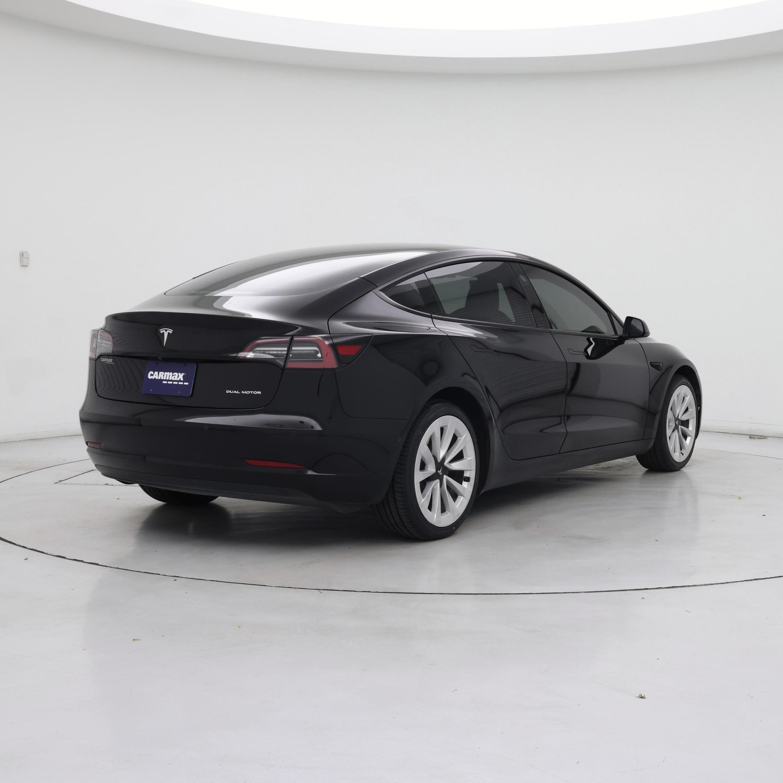 Thumbnail: 2022 Tesla Model 3 - 8