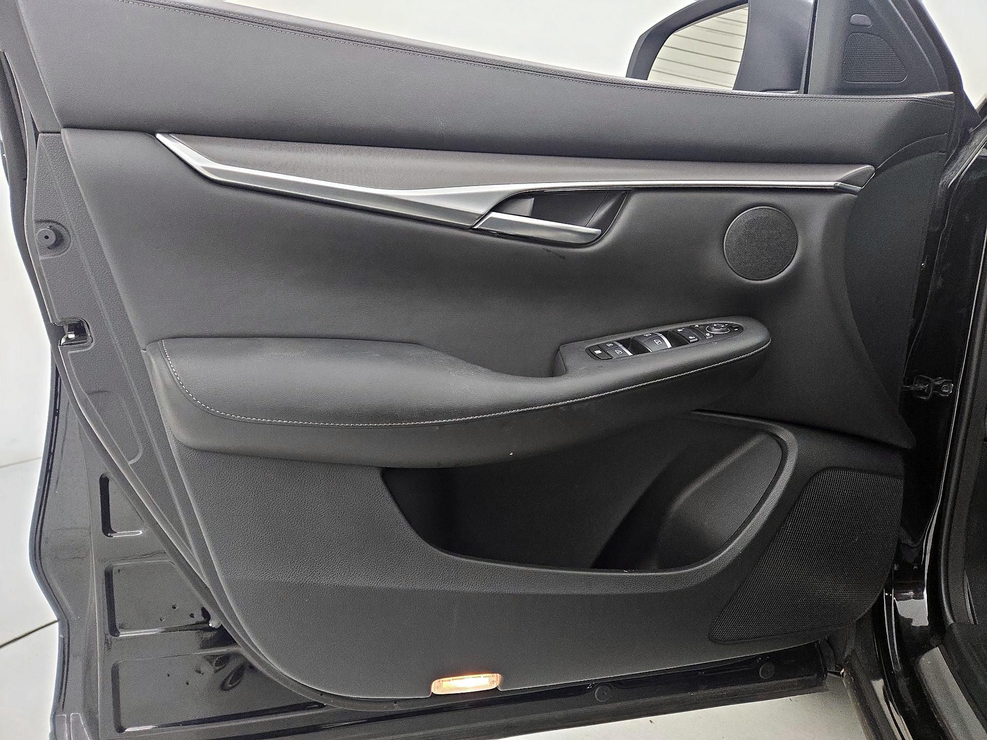 Thumbnail: 2022 INFINITI QX50 - 12