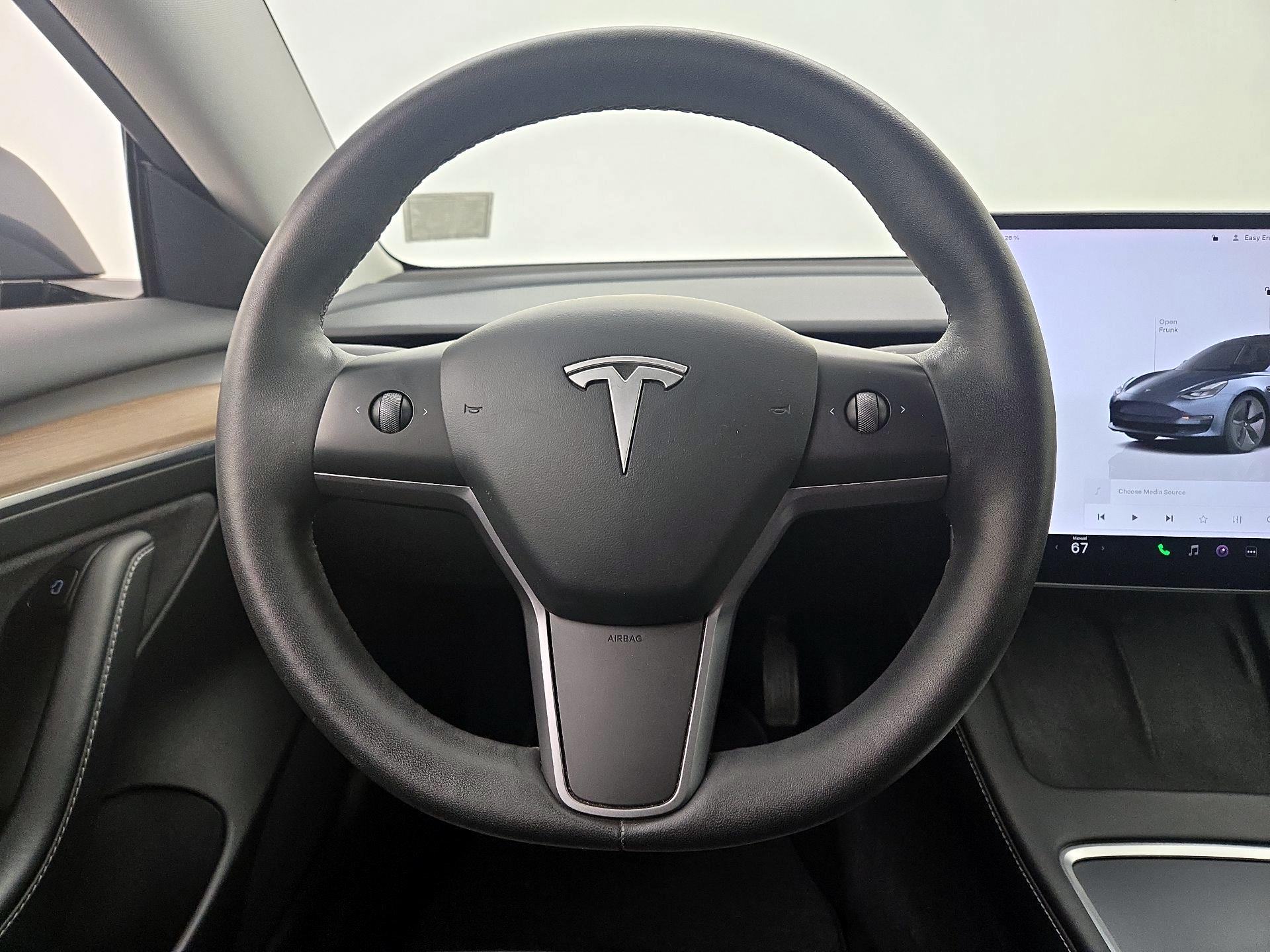 Thumbnail: 2023 Tesla Model 3 - 10