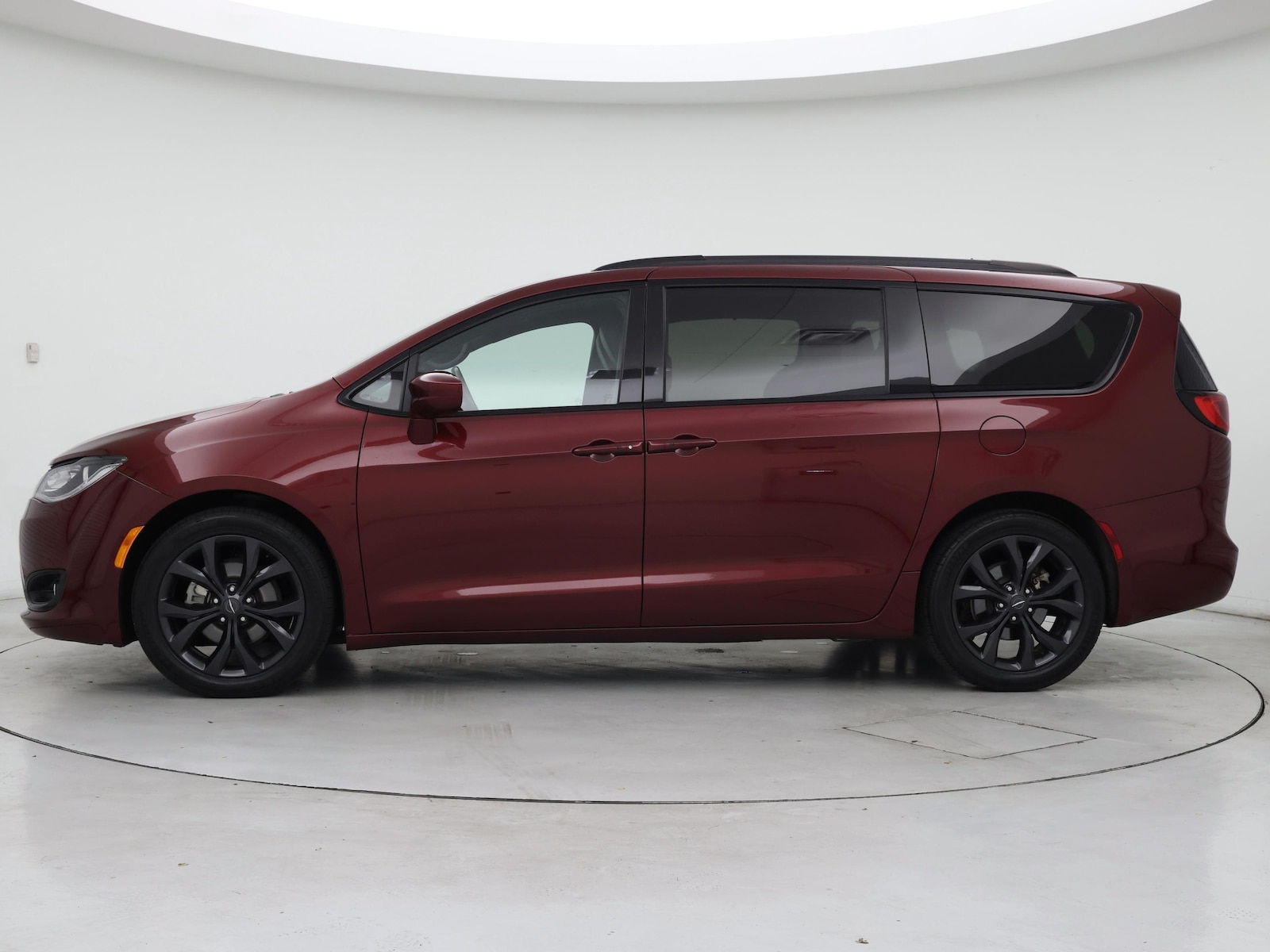 2020 Chrysler Pacifica Touring L Plus - Photo 4